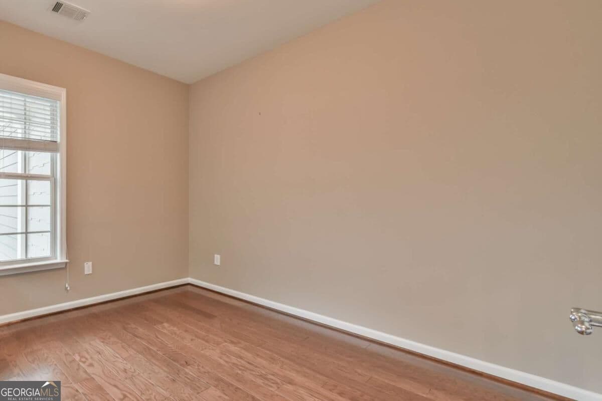 2 bedroom, 2 bathroom, 1,405 sq ft single family residence for sale at 6203 Ivy Stone Way, Hoschton, GA 30548 — photo 8