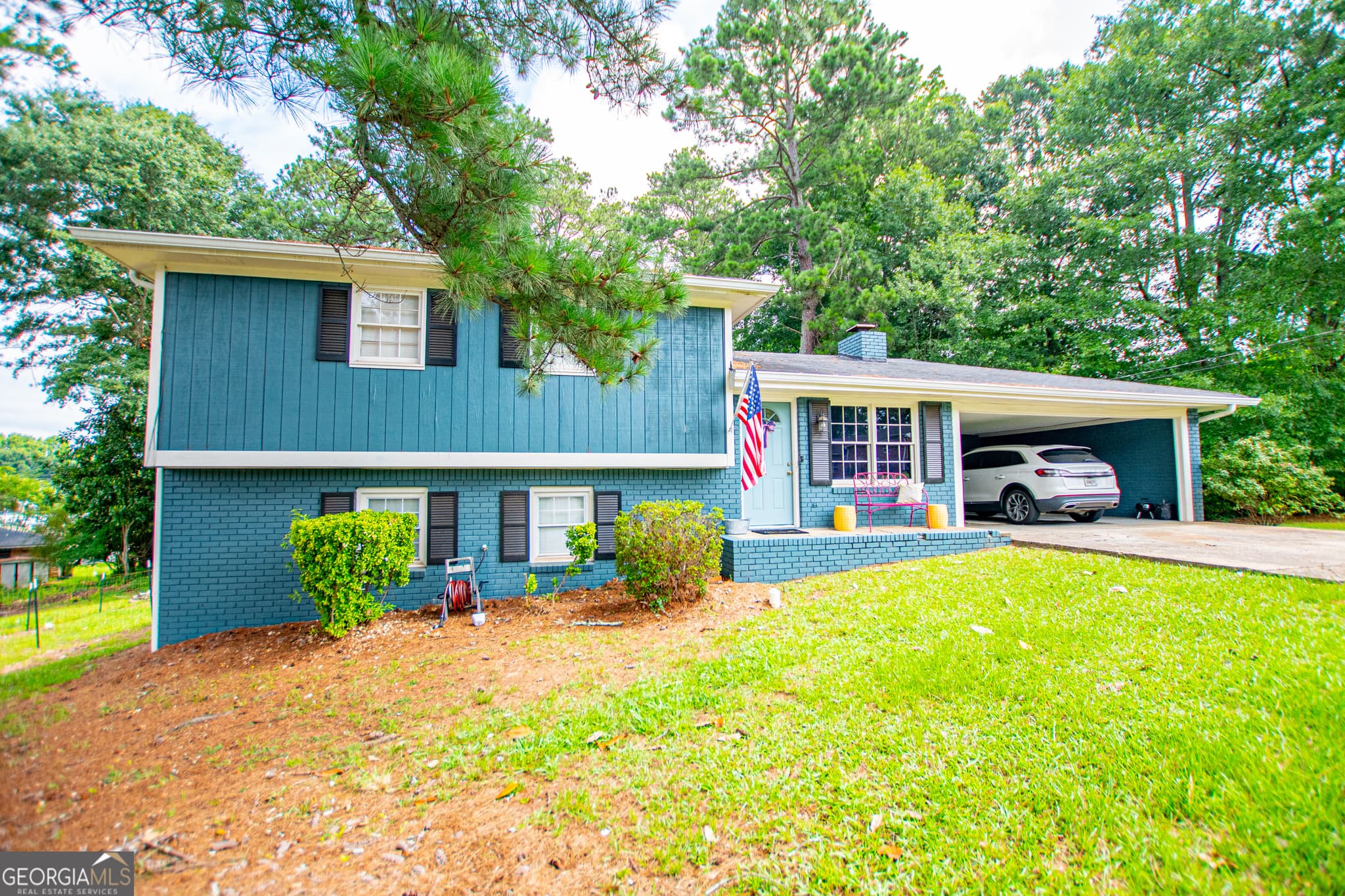 4 bedroom, 2 bathroom, 1,836 sq ft single family residence for sale at 103 Shannon Drive, Carrollton, GA 30117 — photo 3