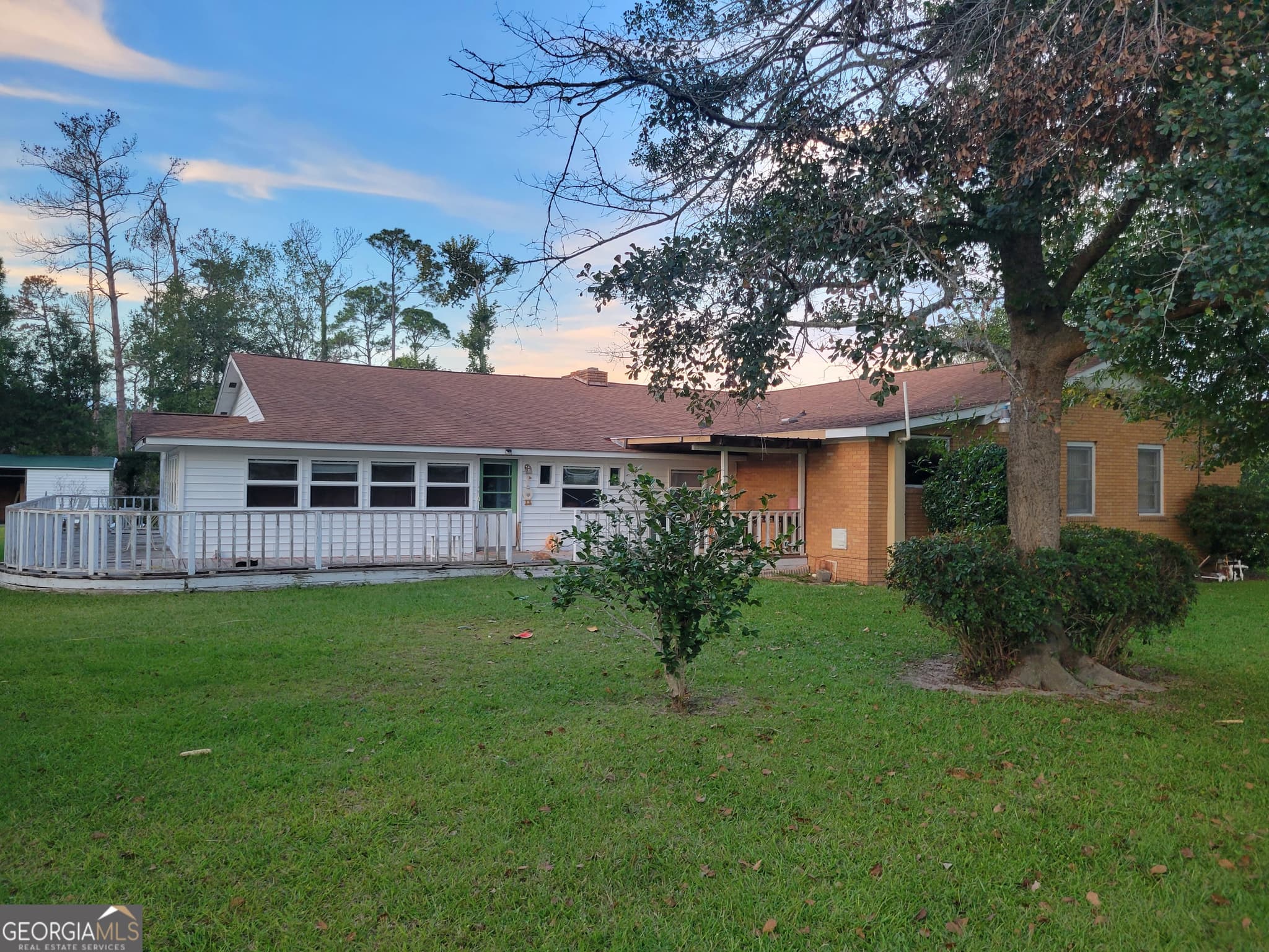 6 bedroom, 3 bathroom, 3,759 sq ft single family residence for sale at 139 Moore Street, Willacoochee, GA 31650 — photo 6