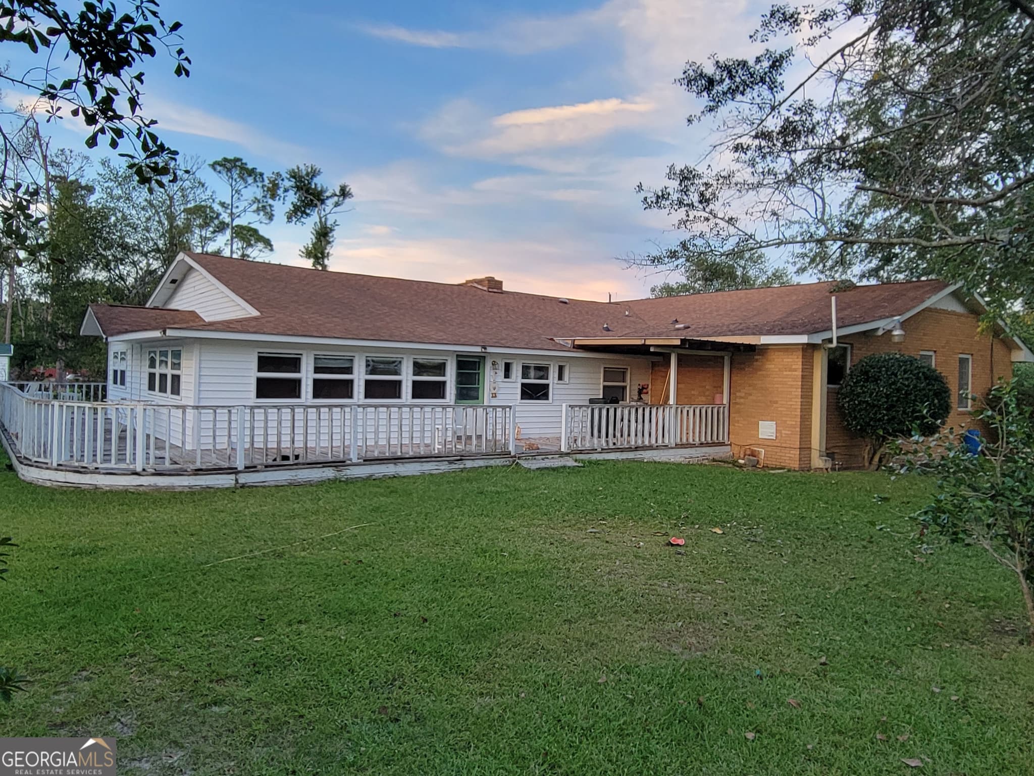 6 bedroom, 3 bathroom, 3,759 sq ft single family residence for sale at 139 Moore Street, Willacoochee, GA 31650 — photo 7