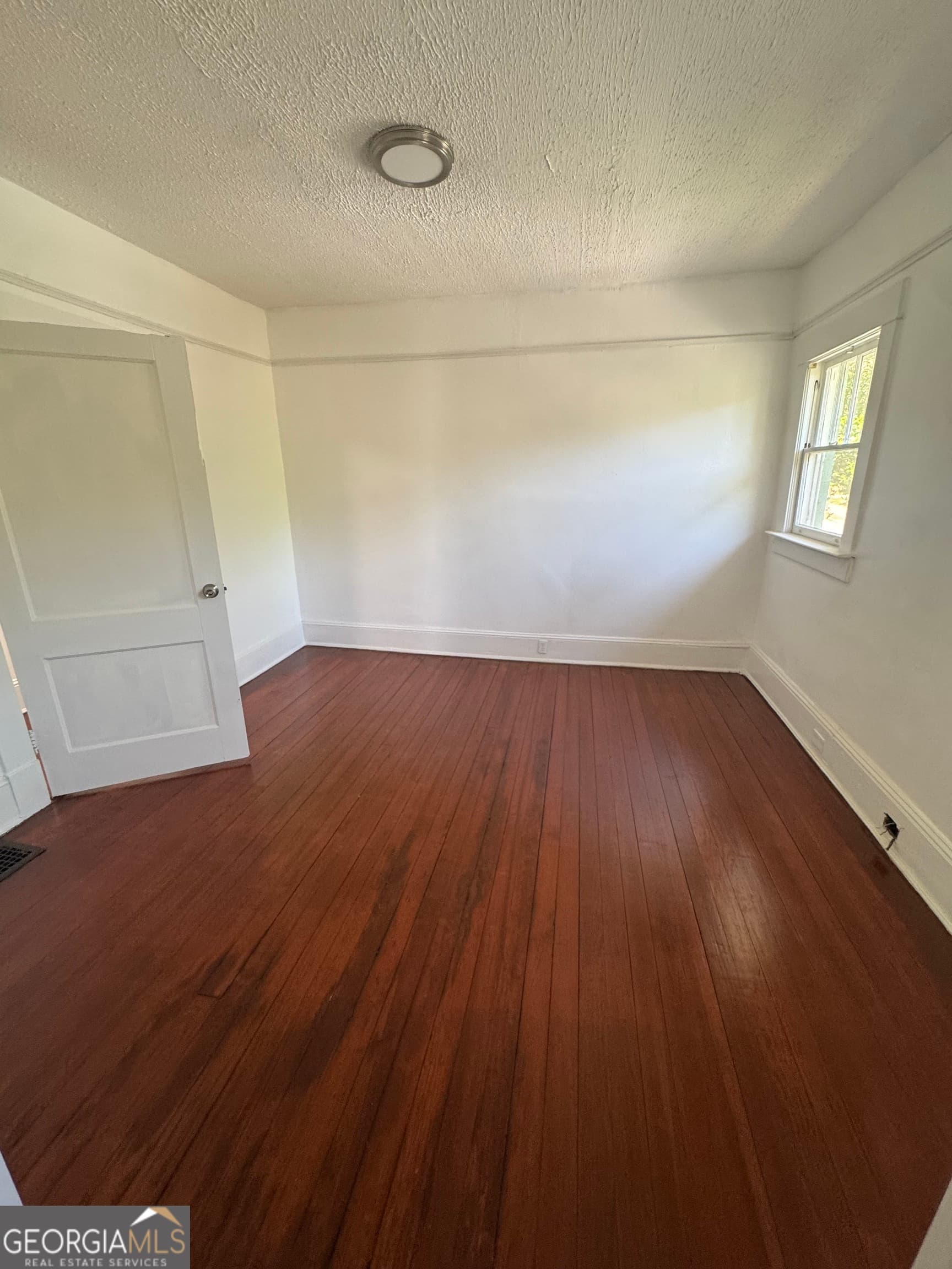 3 bedroom, 1 bathroom, 2,550 sq ft duplex for rent at 415 Hopkins Street, Atlanta, GA 30310 for $1,700 a month — photo 6