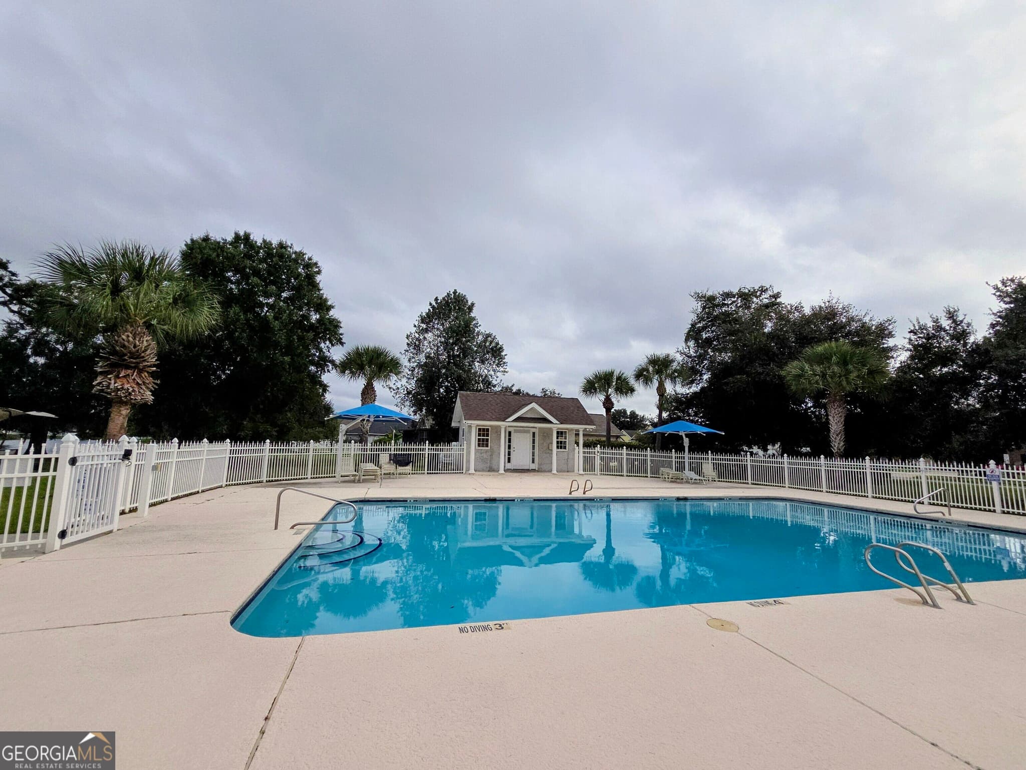3 bedroom, 2 bathroom, 2,061 sq ft single family residence for sale at 182 Somersby Pointe, Brunswick, GA 31523 — photo 6