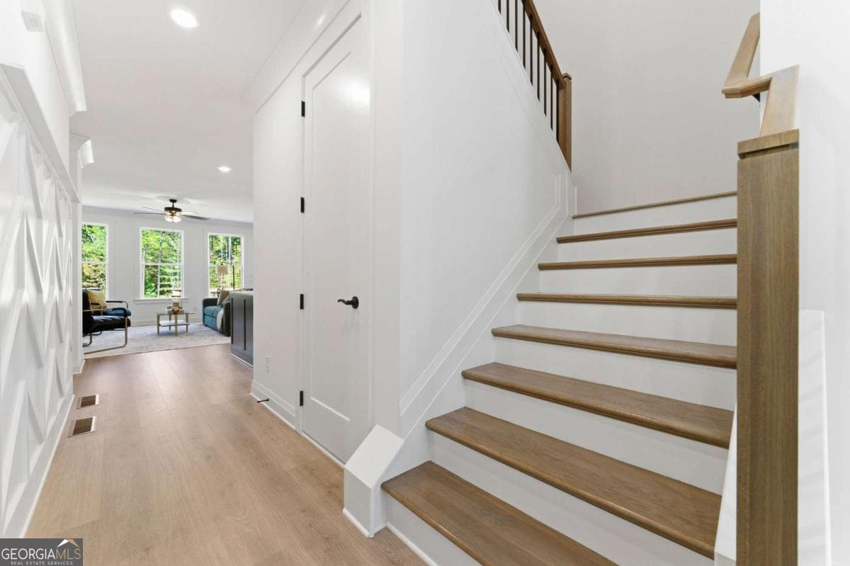 4 bedroom, 3 bathroom, 2,906 sq ft single family residence for sale at 1209 Sterlington Drive, Canton, GA 30115 — photo 6