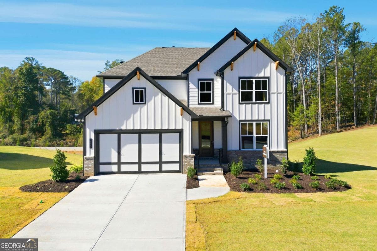 4 bedroom, 3 bathroom, 2,906 sq ft single family residence for sale at 1209 Sterlington Drive, Canton, GA 30115 — photo 1 of 36