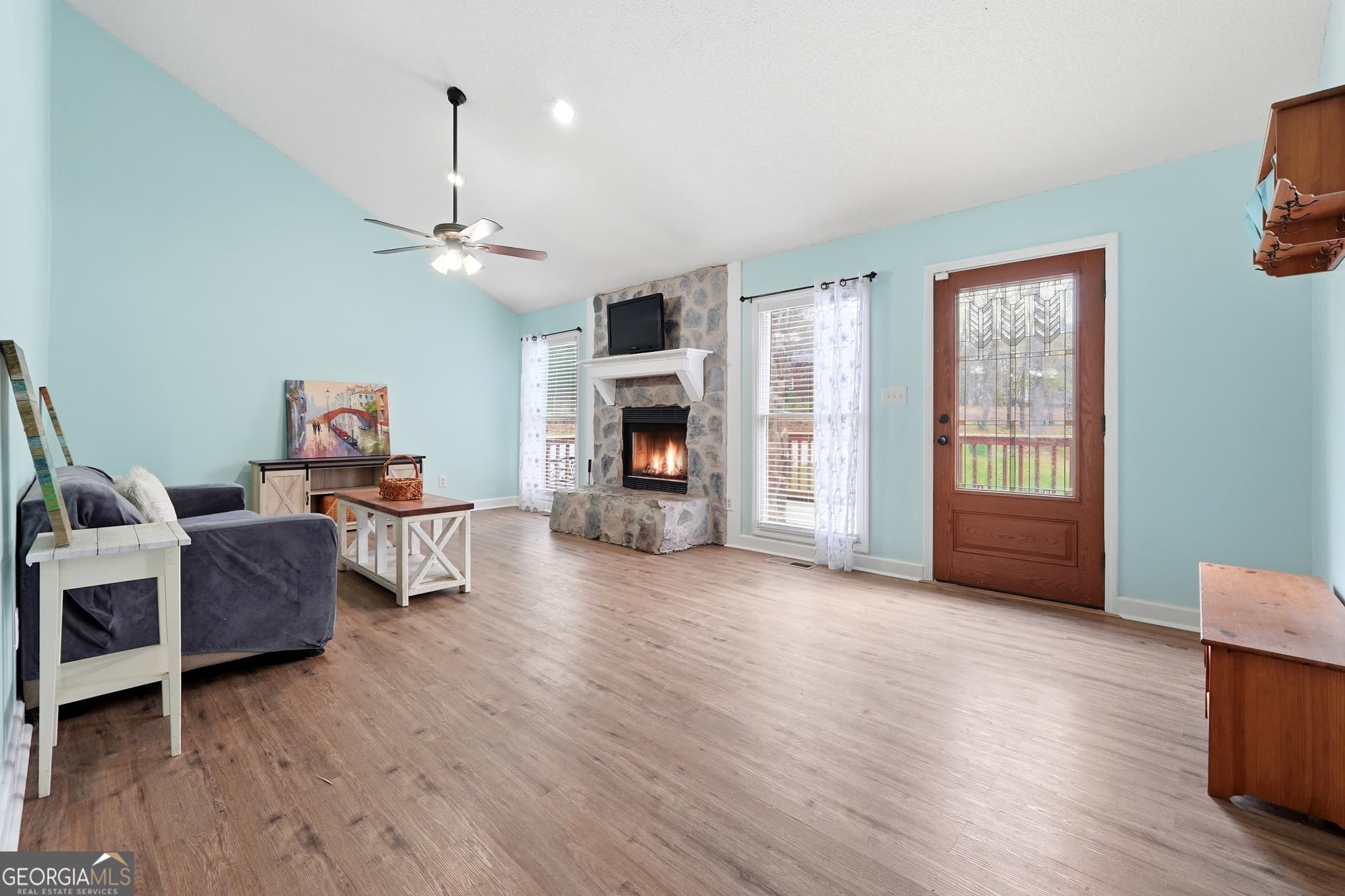 4 bedroom, 3 bathroom, 2,856 sq ft single family residence for sale at 201 Arrow Wood Drive, Waleska, GA 30183 — photo 3