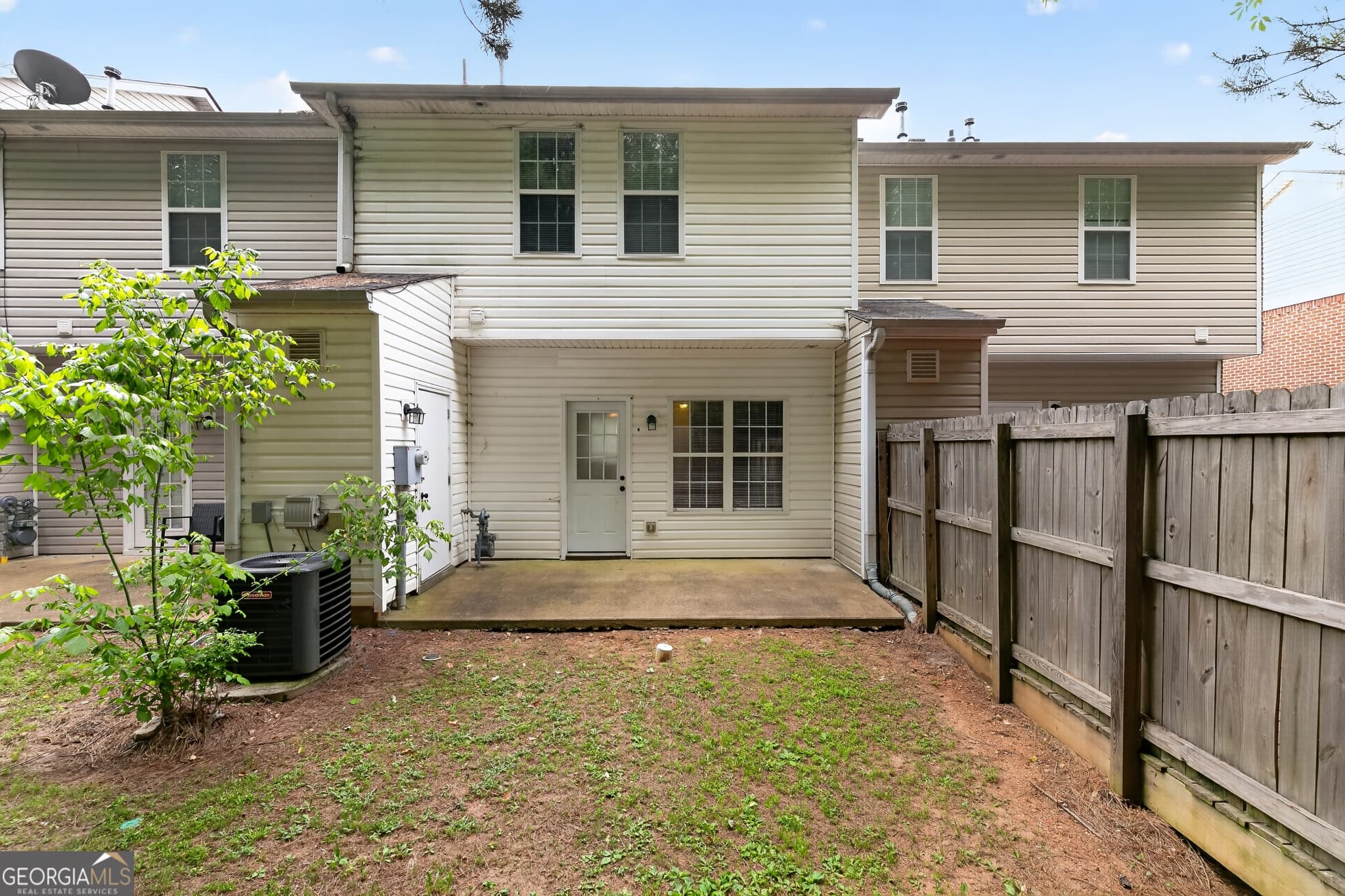 3 bedroom, 2.5 bathroom, 1,480 sq ft single family residence for sale at 1972 Drennon Avenue, Austell, GA 30106 — photo 4