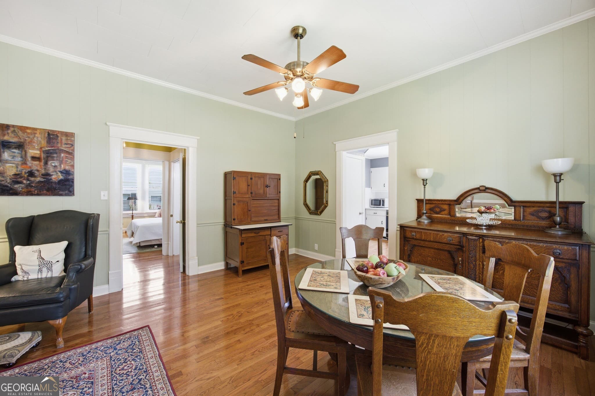 2 bedroom, 2 bathroom, 1,673 sq ft single family residence for sale at 302 E Villanow Street, Lafayette, GA 30728 — photo 9