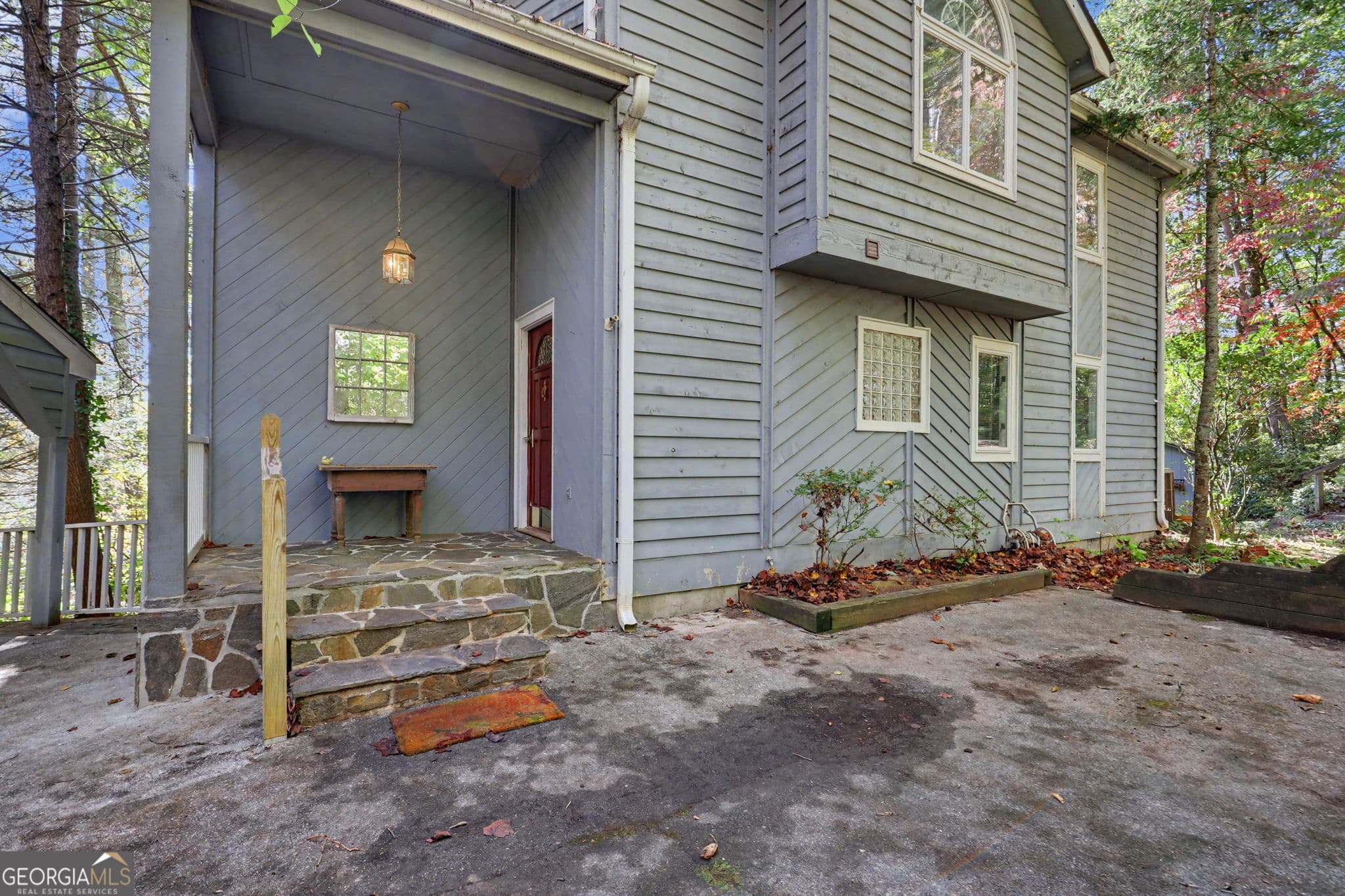 3 bedroom, 3 bathroom, 2,488 sq ft single family residence for sale at 191 Applewood Drive, Tiger, GA 30576 — photo 3