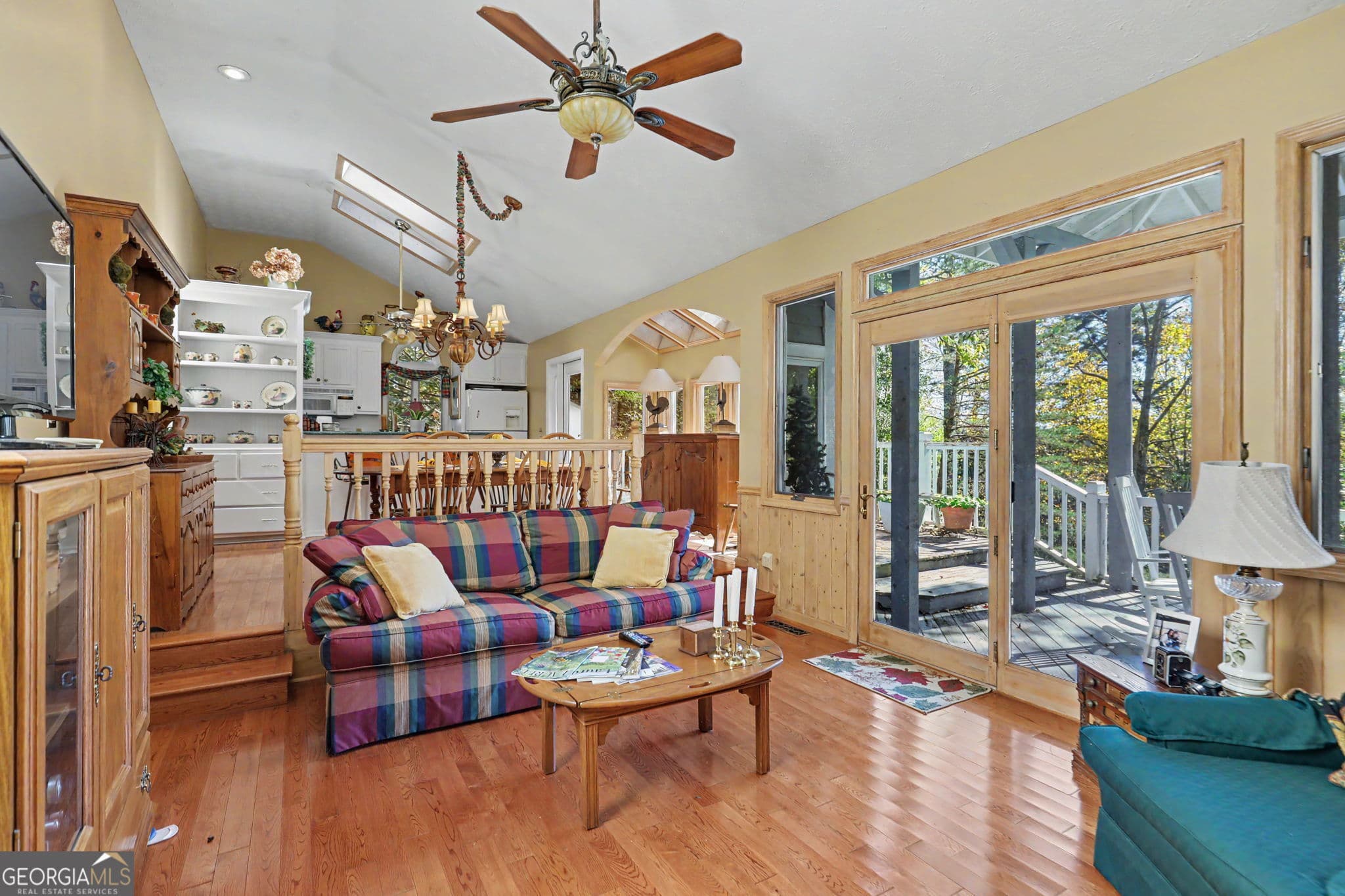 3 bedroom, 3 bathroom, 2,488 sq ft single family residence for sale at 191 Applewood Drive, Tiger, GA 30576 — photo 10