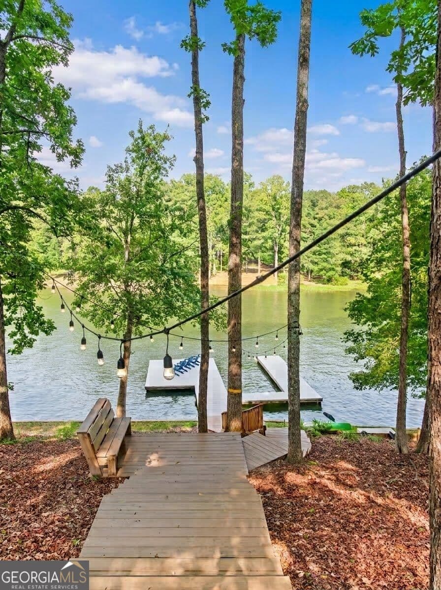 3 bedroom, 2.5 bathroom, 2,128 sq ft single family residence for sale at 120 River Lake Court, Eatonton, GA 31024 — photo 2