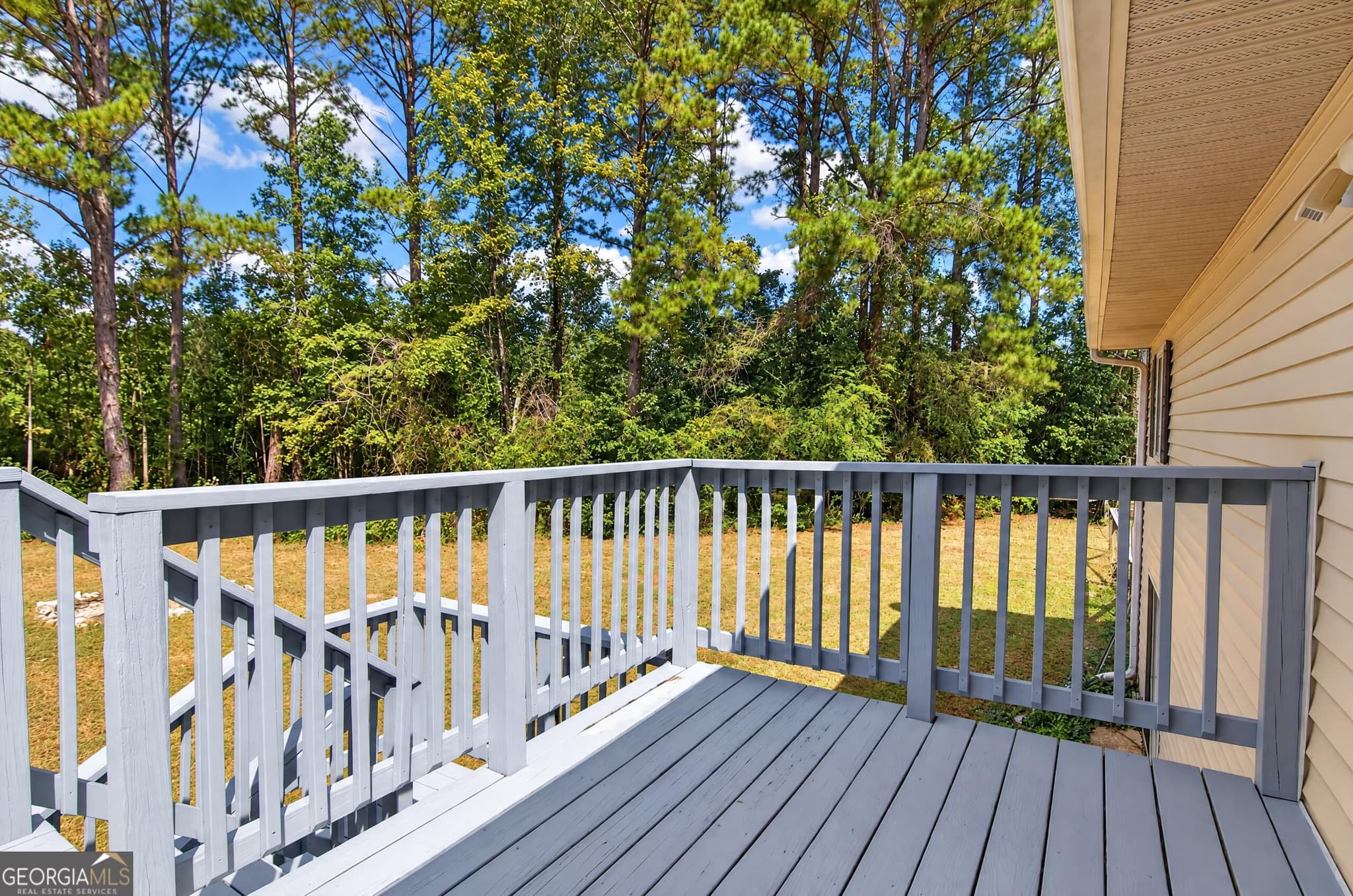 5 bedroom, 2 bathroom, 2,592 sq ft single family residence for sale at 226 Hines Road, Moreland, GA 30259 — photo 3