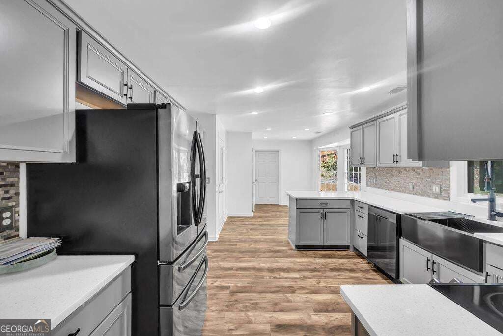 5 bedroom, 4 bathroom, 3,785 sq ft single family residence for sale at 4634 Riveredge Cove, Snellville, GA 30039 — photo 8