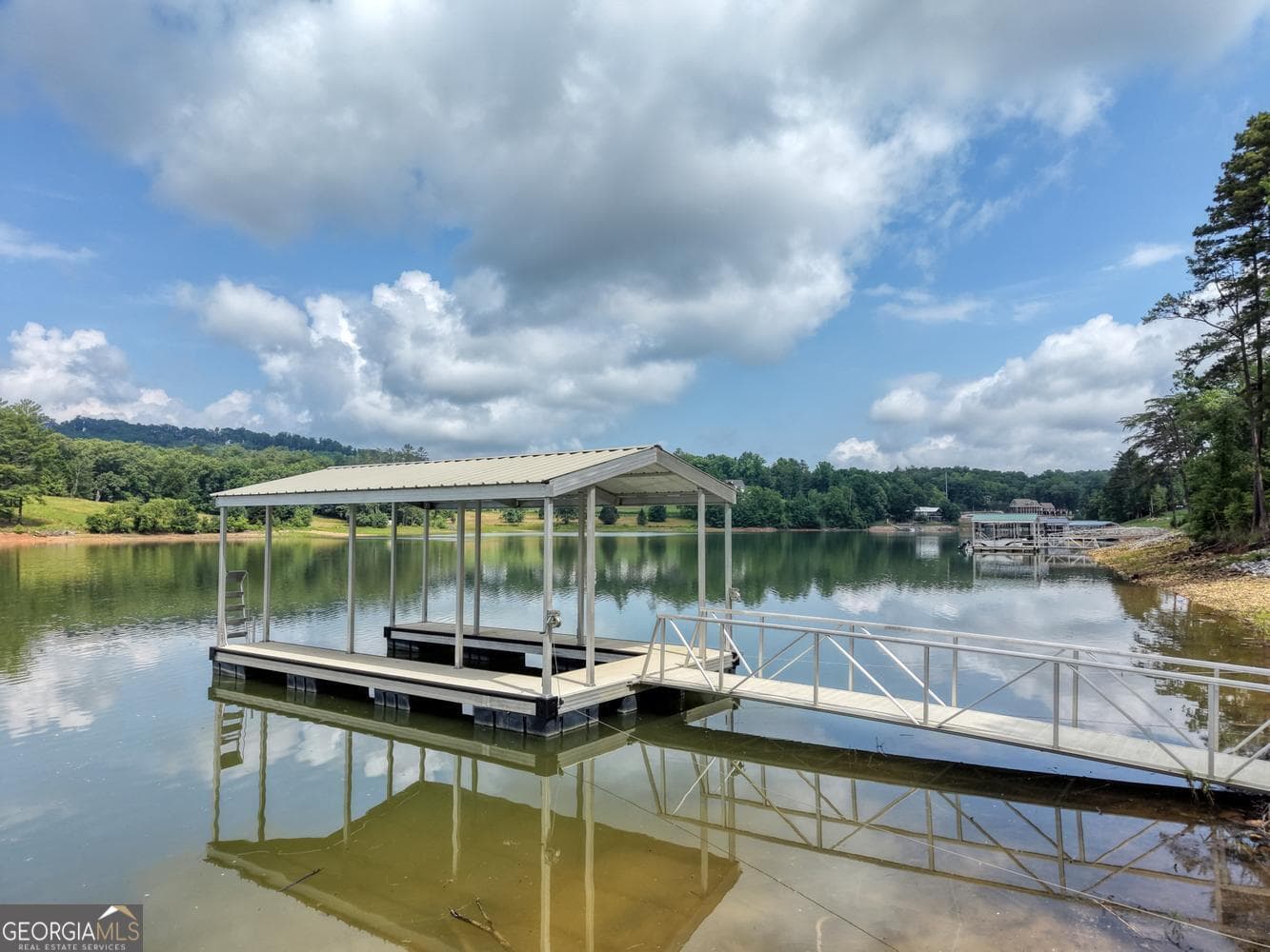 3 bedroom, 2 bathroom, 3,964 sq ft single family residence for sale at 38 Edgewater Lane 10, Blairsville, GA 30512 — photo 3