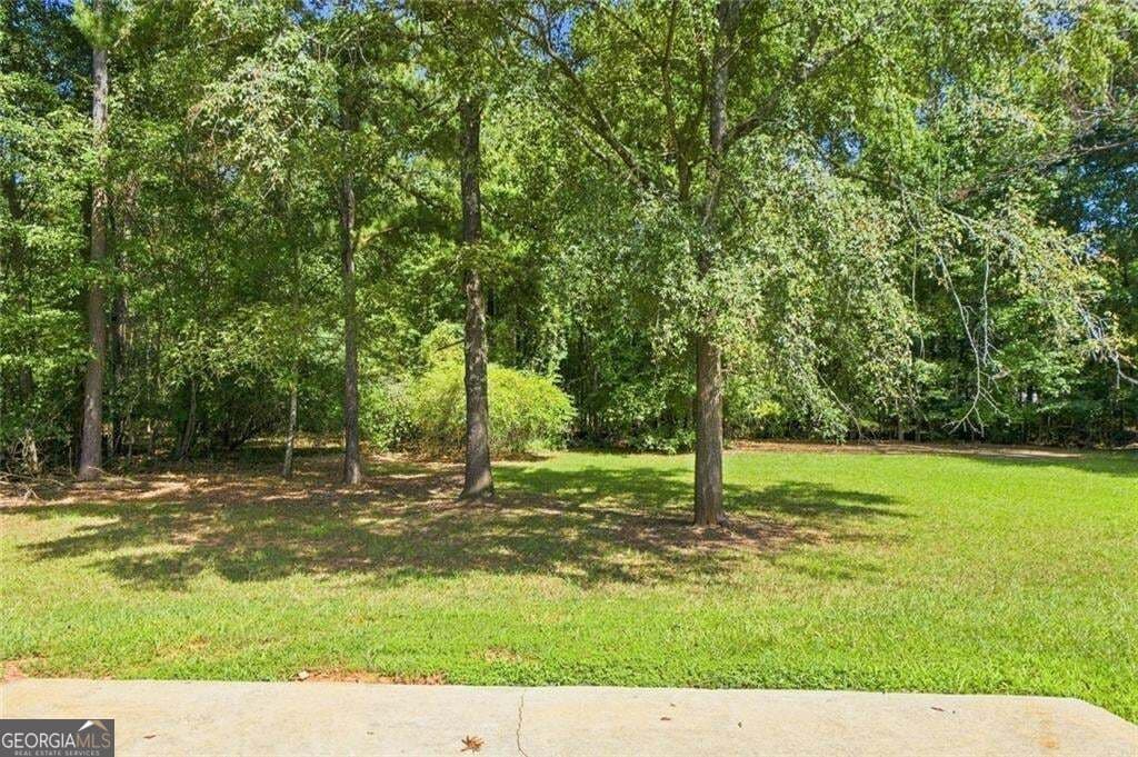 3 bedroom, 2 bathroom, 1,324 sq ft single family residence for sale at 2587 Kelleytown Road, Mcdonough, GA 30252 — photo 5