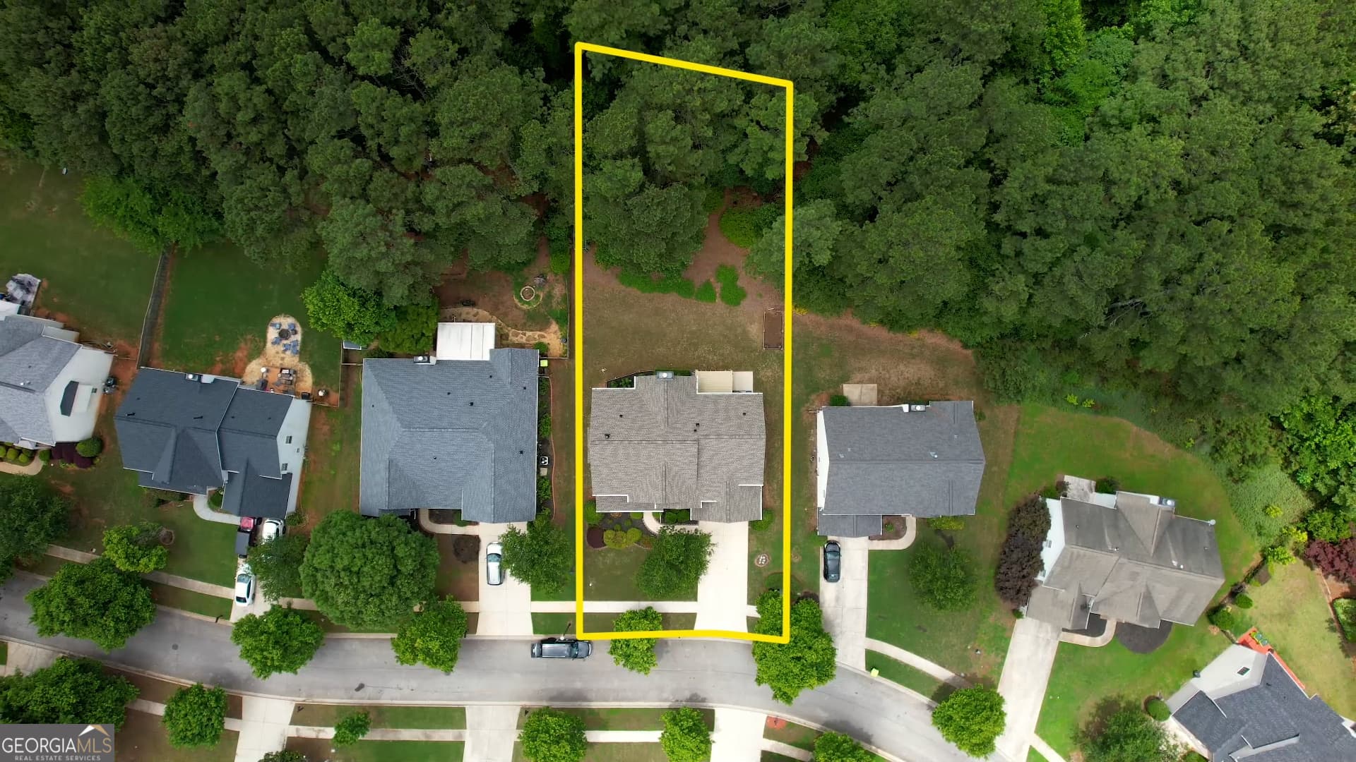 5 bedroom, 4 bathroom, 3,300 sq ft single family residence for sale at 924 Buckhorn Bend, Locust Grove, GA 30248 — photo 5