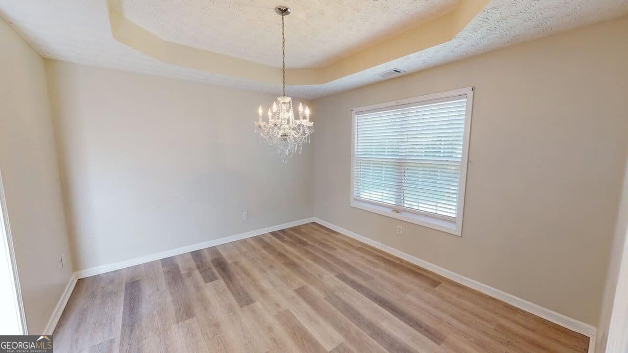 4 bedroom, 3 bathroom, 2,245 sq ft single family residence for sale at 406 Arrowhatchee Drive, Winder, GA 30680 — photo 9