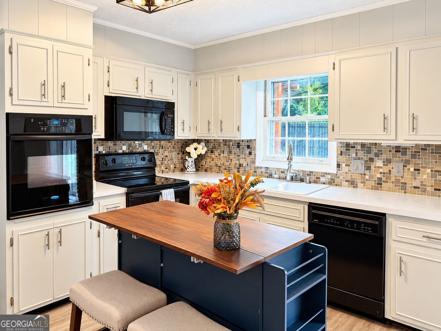 3 bedroom, 2 bathroom, 1,860 sq ft single family residence under contract at 132 Belle Point Parkway, Brunswick, GA 31525 — photo 8