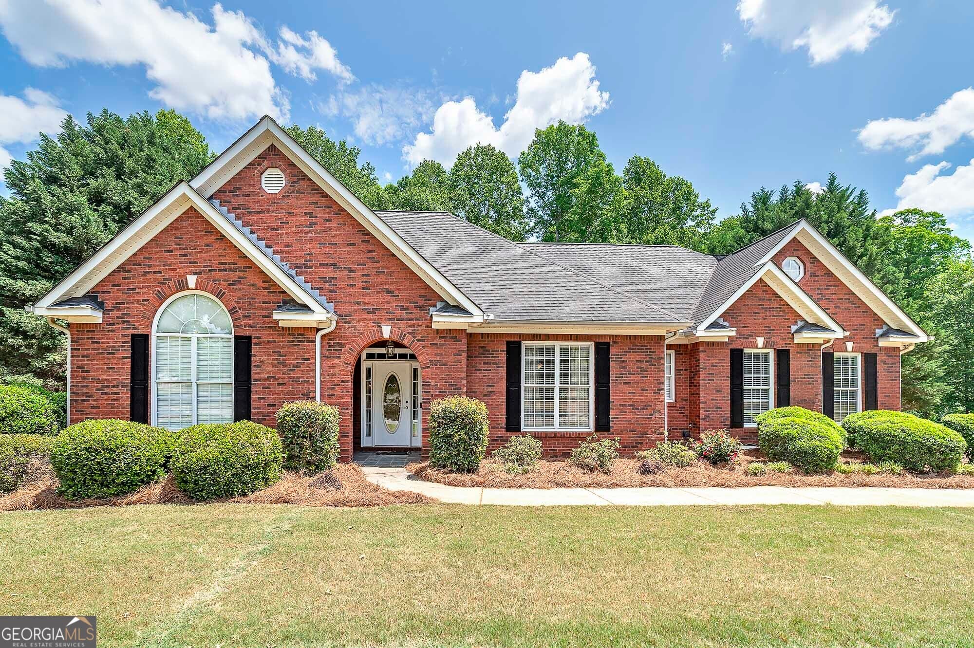 4 bedroom, 3 bathroom, 2,485 sq ft single family residence sold at 139 Marshas Vineyard, Hampton, GA 30228