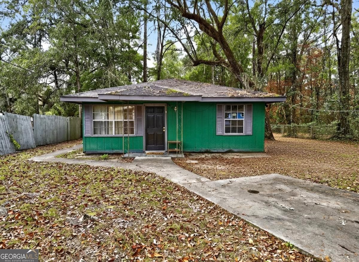 3 bedroom, 1.5 bathroom, 936 sq ft single family residence sold at 505 Junius Street, Thomasville, GA 31792