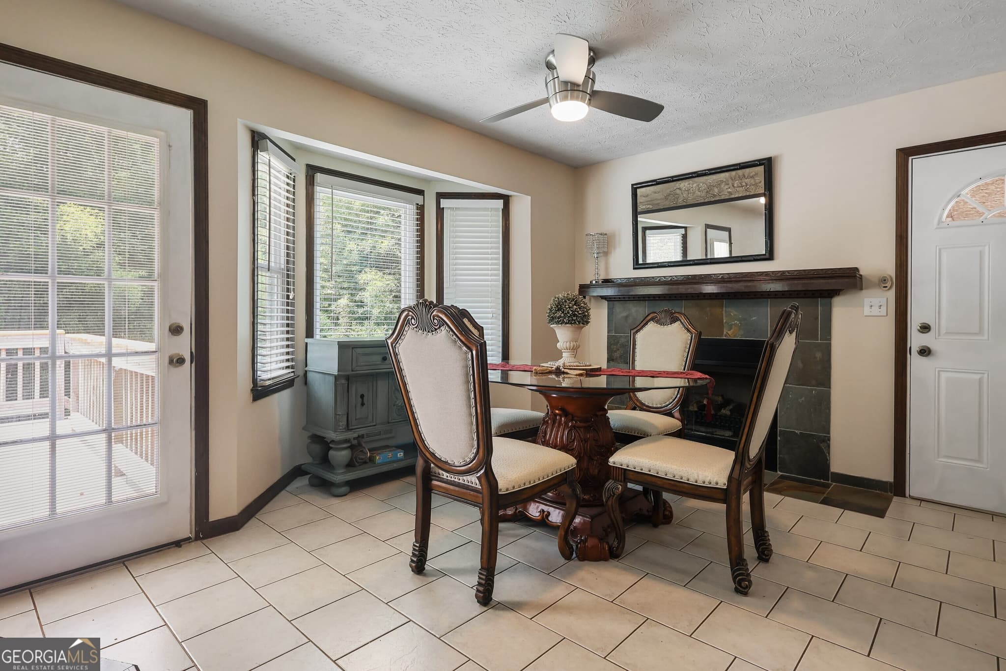 3 bedroom, 2 bathroom, 1,560 sq ft single family residence for sale at 110 Drennan Drive, Fayetteville, GA 30215 — photo 5