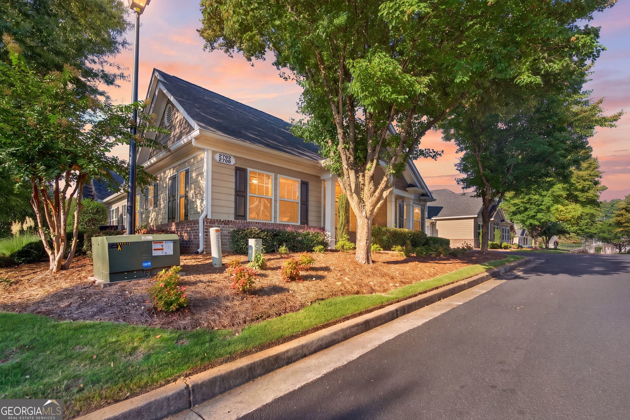3 bedroom, 3 bathroom condominium for sale at 2708 Grapevine Circle 2004, Cumming, GA 30041 — photo 4