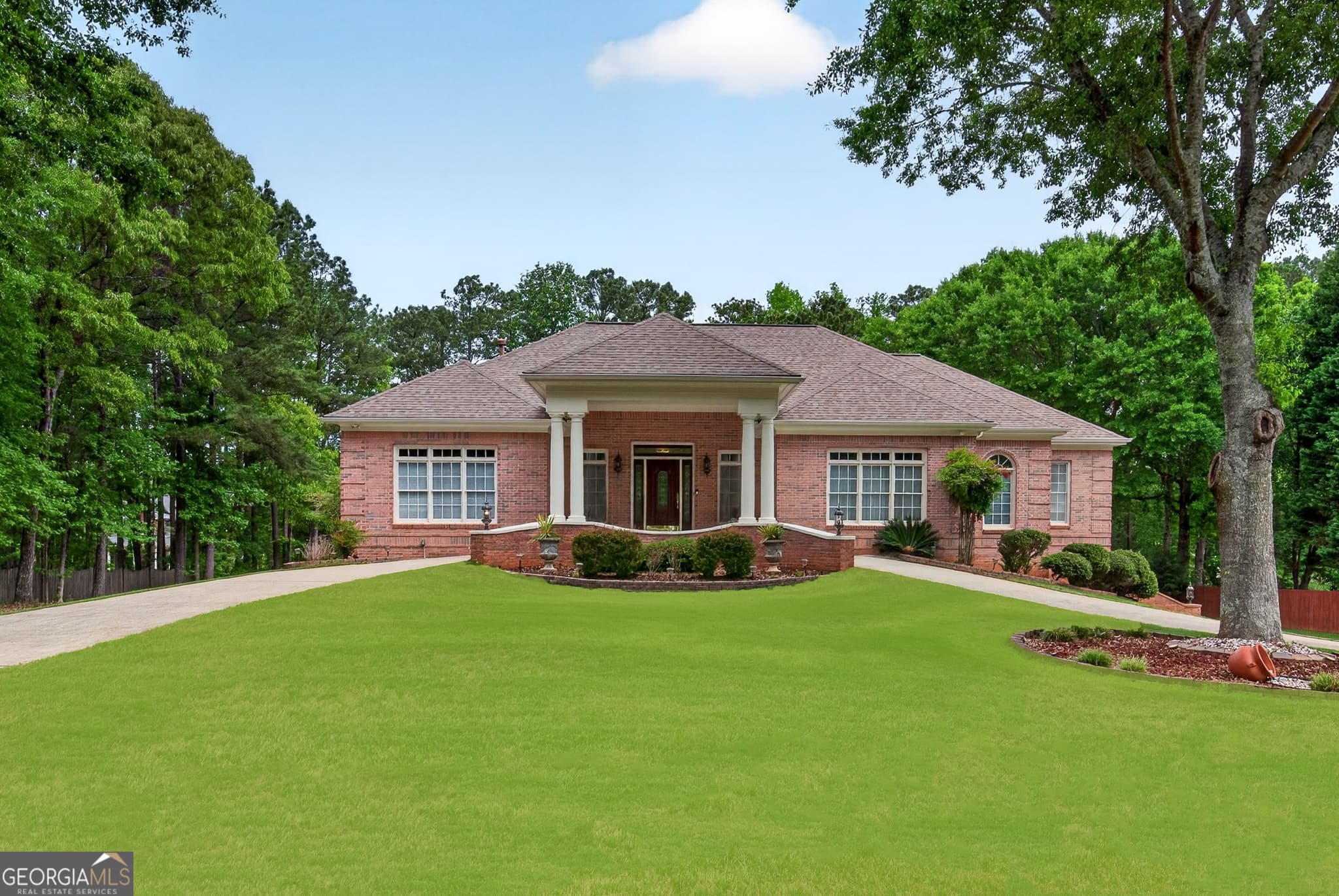 4 bedroom, 3.5 bathroom, 4,911 sq ft single family residence for sale at 105 Wellborn Road, Peachtree City, GA 30269