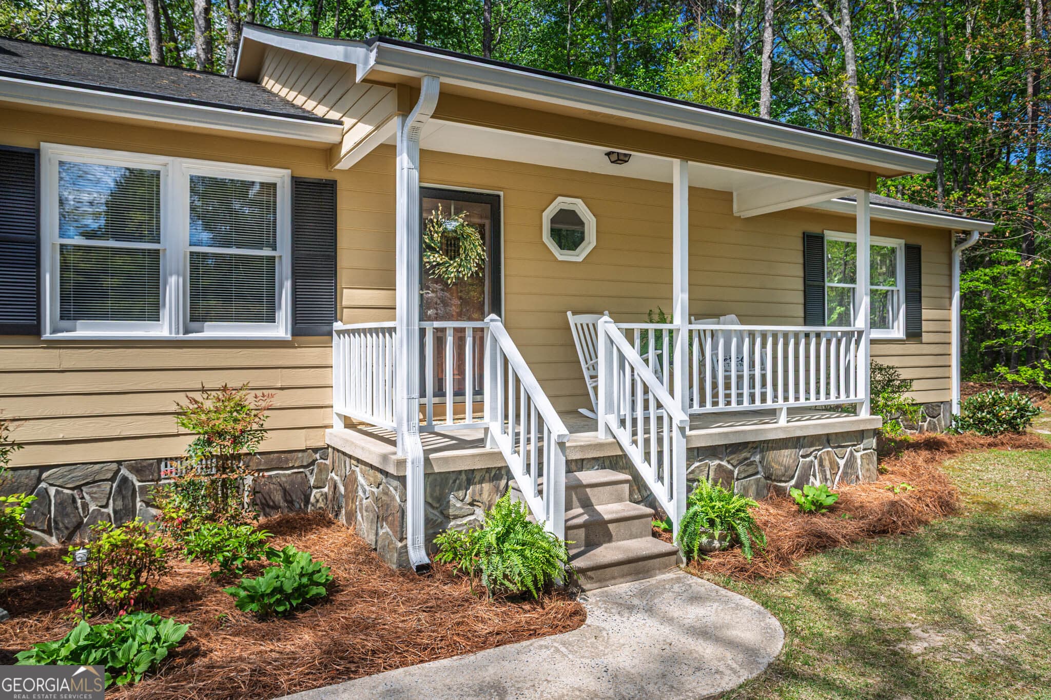 3 bedroom, 2 bathroom, 1,296 sq ft single family residence for sale at 852 Dallas Nebo Road, Dallas, GA 30157 — photo 6