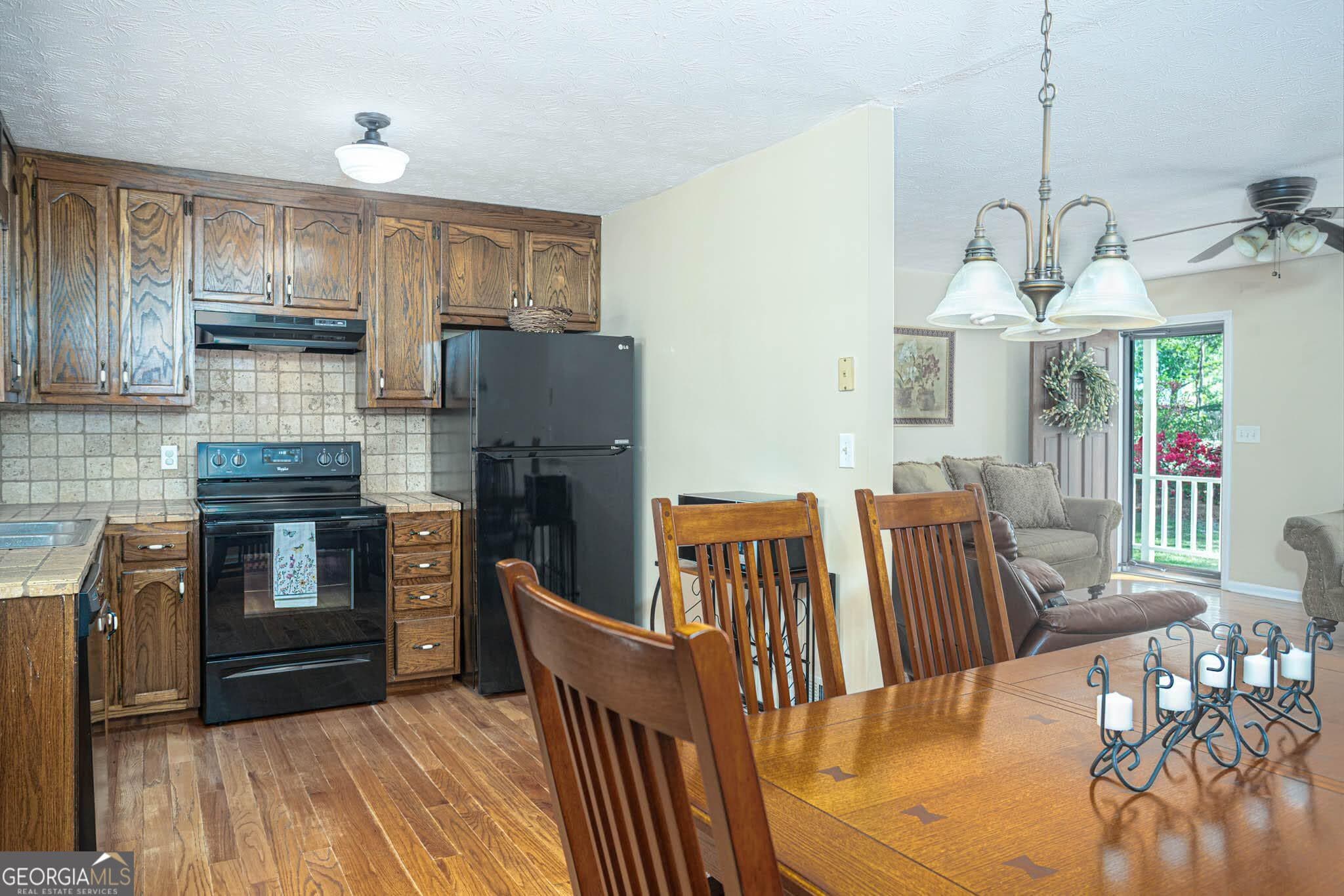 3 bedroom, 2 bathroom, 1,296 sq ft single family residence for sale at 852 Dallas Nebo Road, Dallas, GA 30157 — photo 3