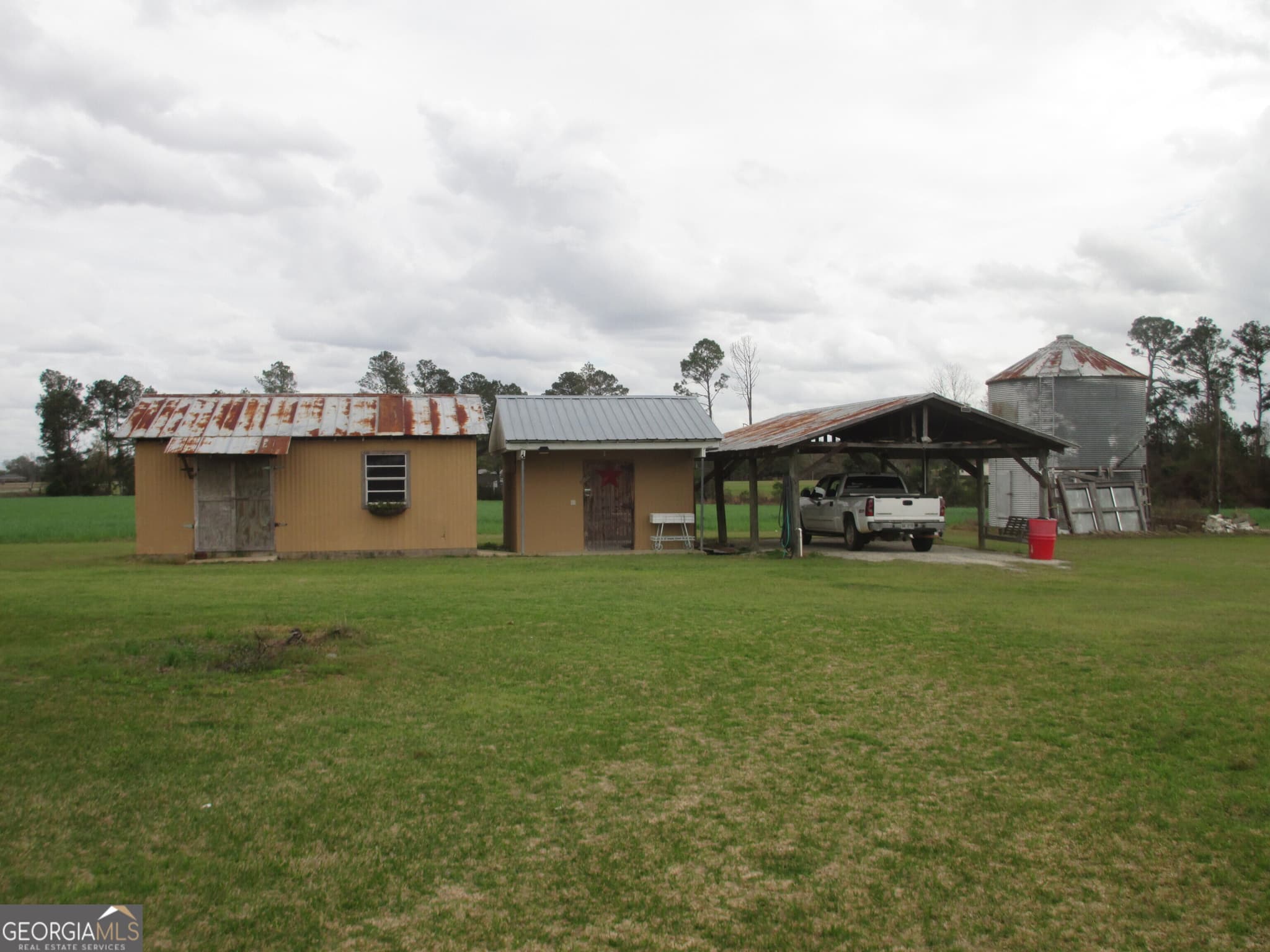 2 bedroom, 2 bathroom, 1,546 sq ft farm for sale at 84 Comer Yawn Road, Hazlehurst, GA 31539 — photo 6