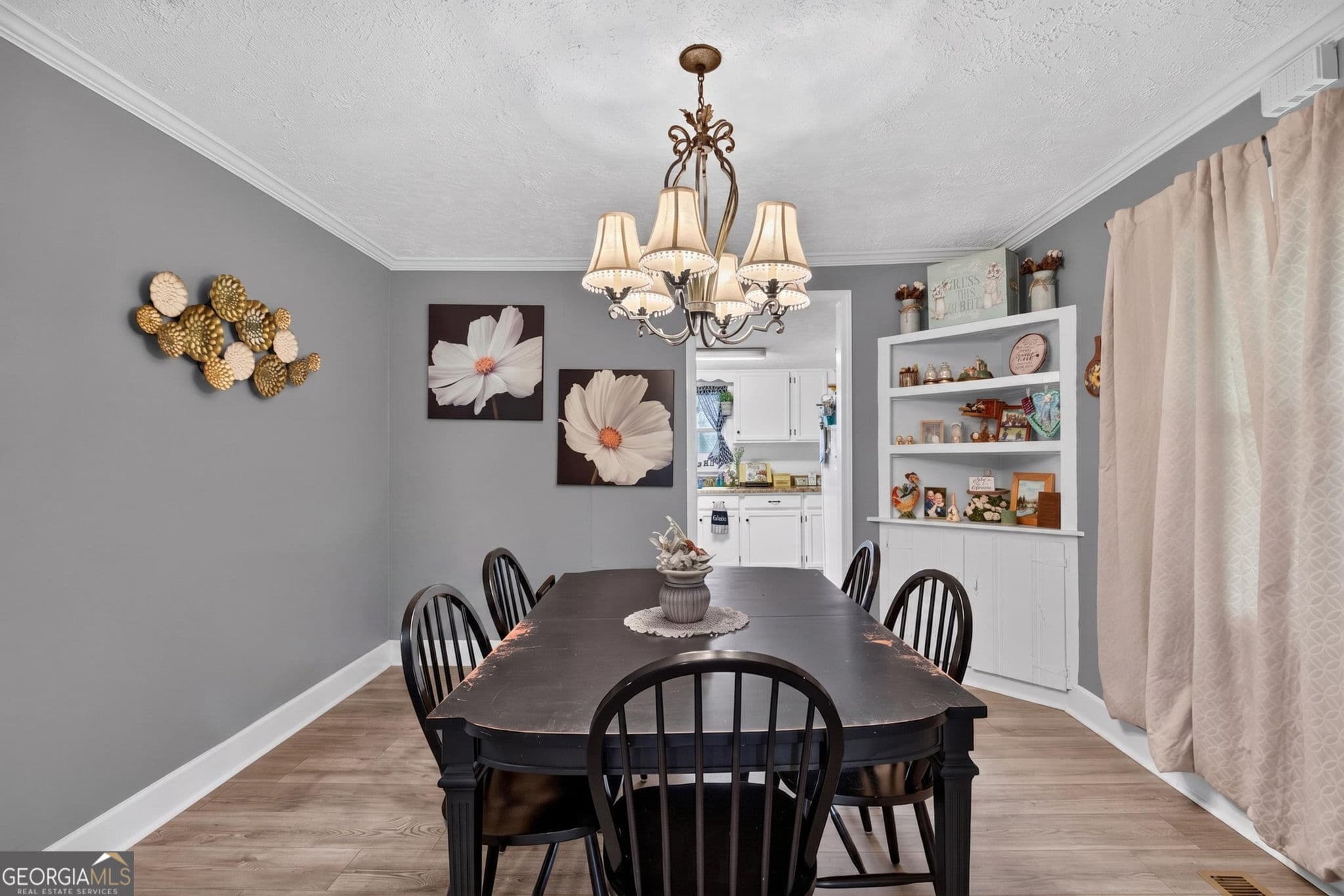 3 bedroom, 2 bathroom, 1,330 sq ft single family residence for sale at 120 W White Street, Carrollton, GA 30117 — photo 6