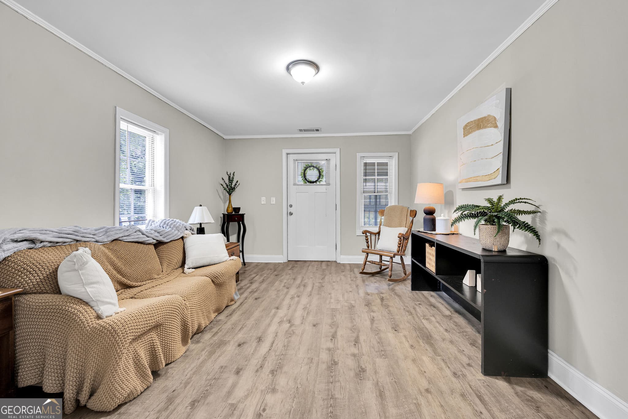 2 bedroom, 1 bathroom, 902 sq ft single family residence for sale at 411 Ash Street, Monroe, GA 30655 — photo 3
