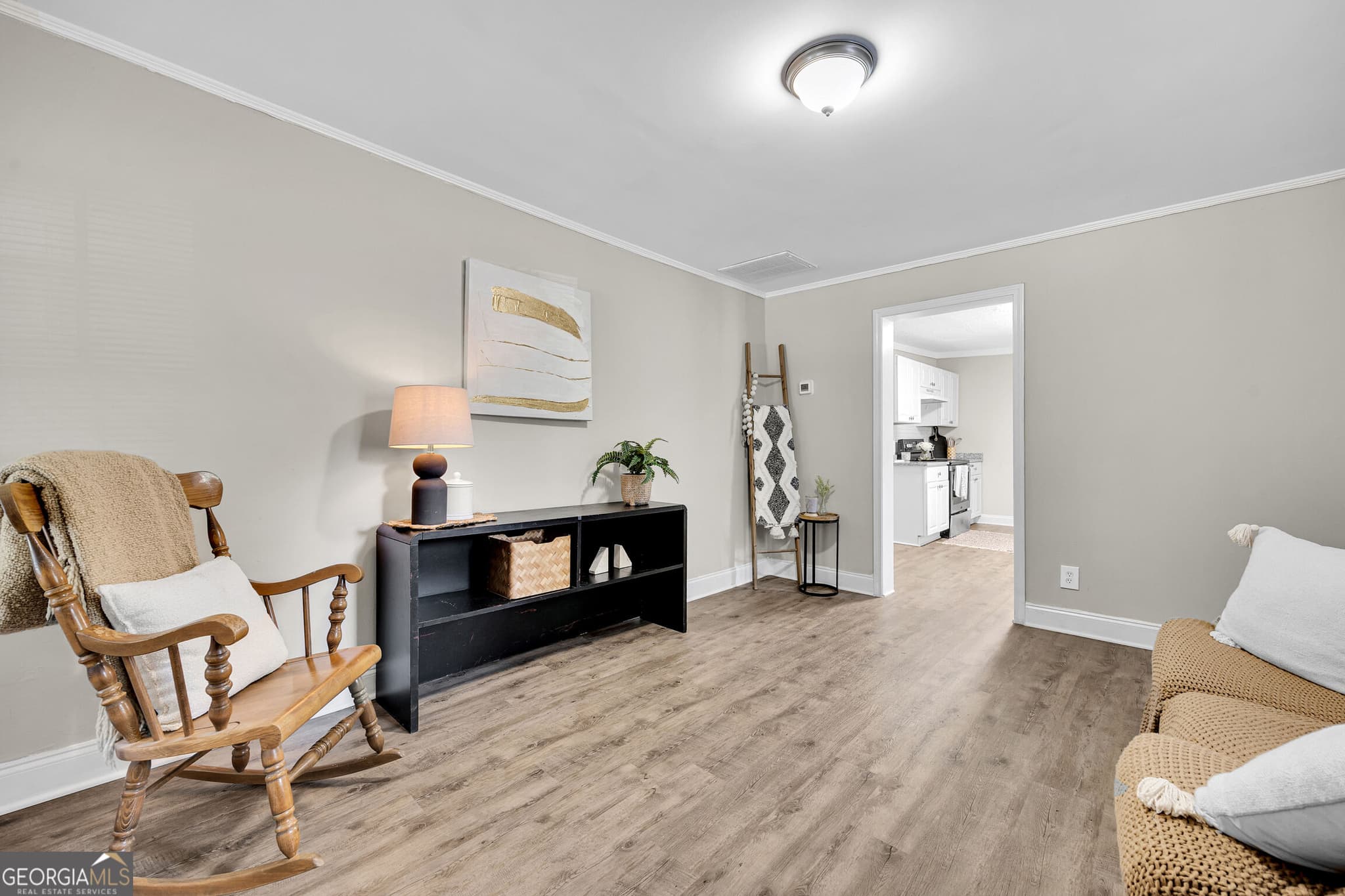 2 bedroom, 1 bathroom, 902 sq ft single family residence for sale at 411 Ash Street, Monroe, GA 30655 — photo 4