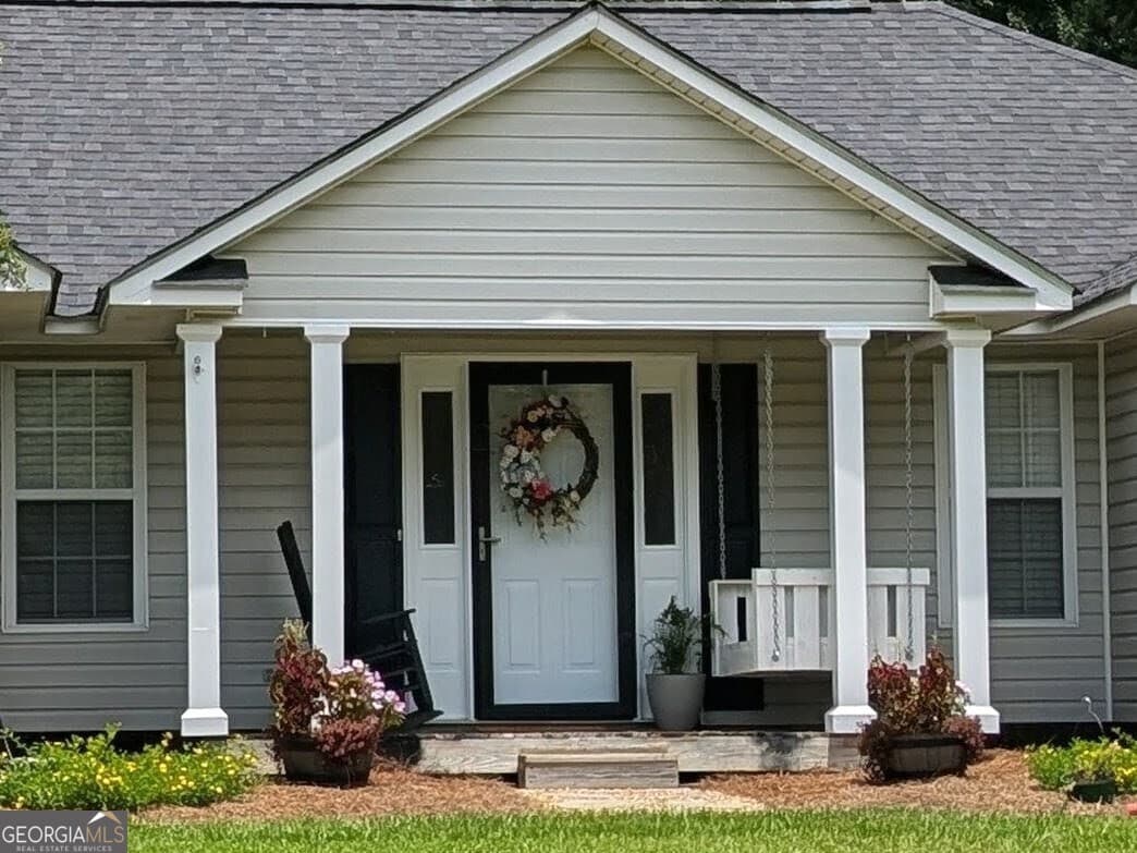 3 bedroom, 2 bathroom, 1,506 sq ft single family residence under contract at 76 Third Avenue, Hawkinsville, GA 31036 — photo 2