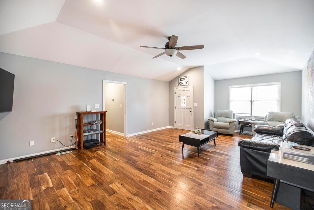 4 bedroom, 2 bathroom, 2,483 sq ft single family residence for sale at 3708 Jones Road, Macon, GA 31216 — photo 9
