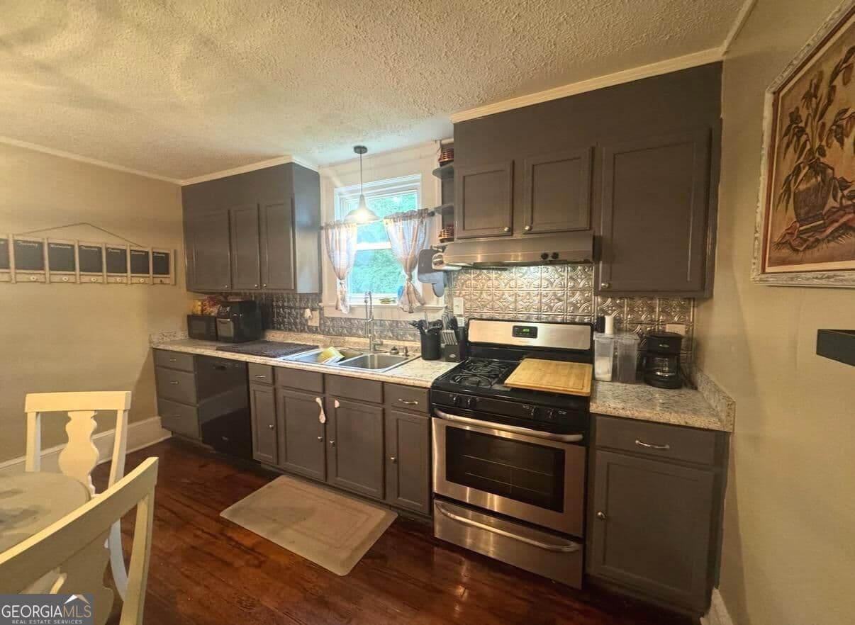3 bedroom, 1.5 bathroom, 1,742 sq ft single family residence for sale at 254 College Street, Culloden, GA 31016 — photo 5