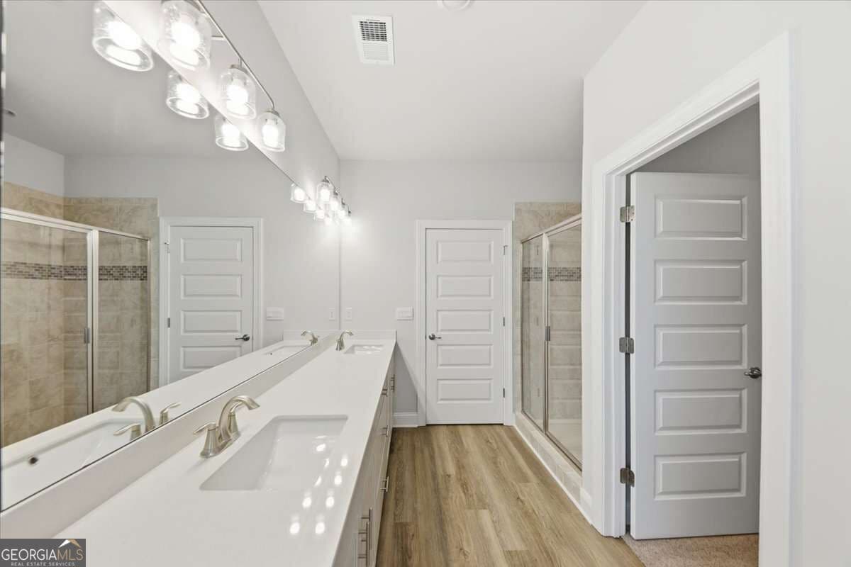 6 bedroom, 4.5 bathroom, 3,681 sq ft single family residence for sale at 3315 Trevi Trail, Douglasville, GA 30135 — photo 10