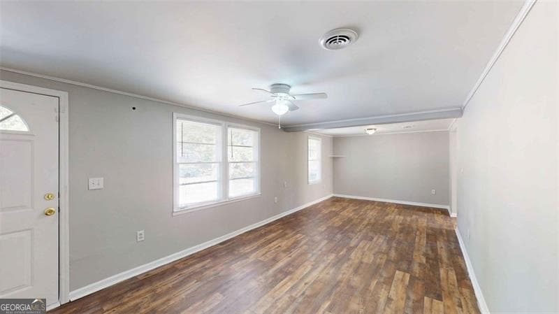 4 bedroom, 2 bathroom, 1,656 sq ft single family residence for sale at 1092 W ADRIAN Circle, Conyers, GA 30094 — photo 4