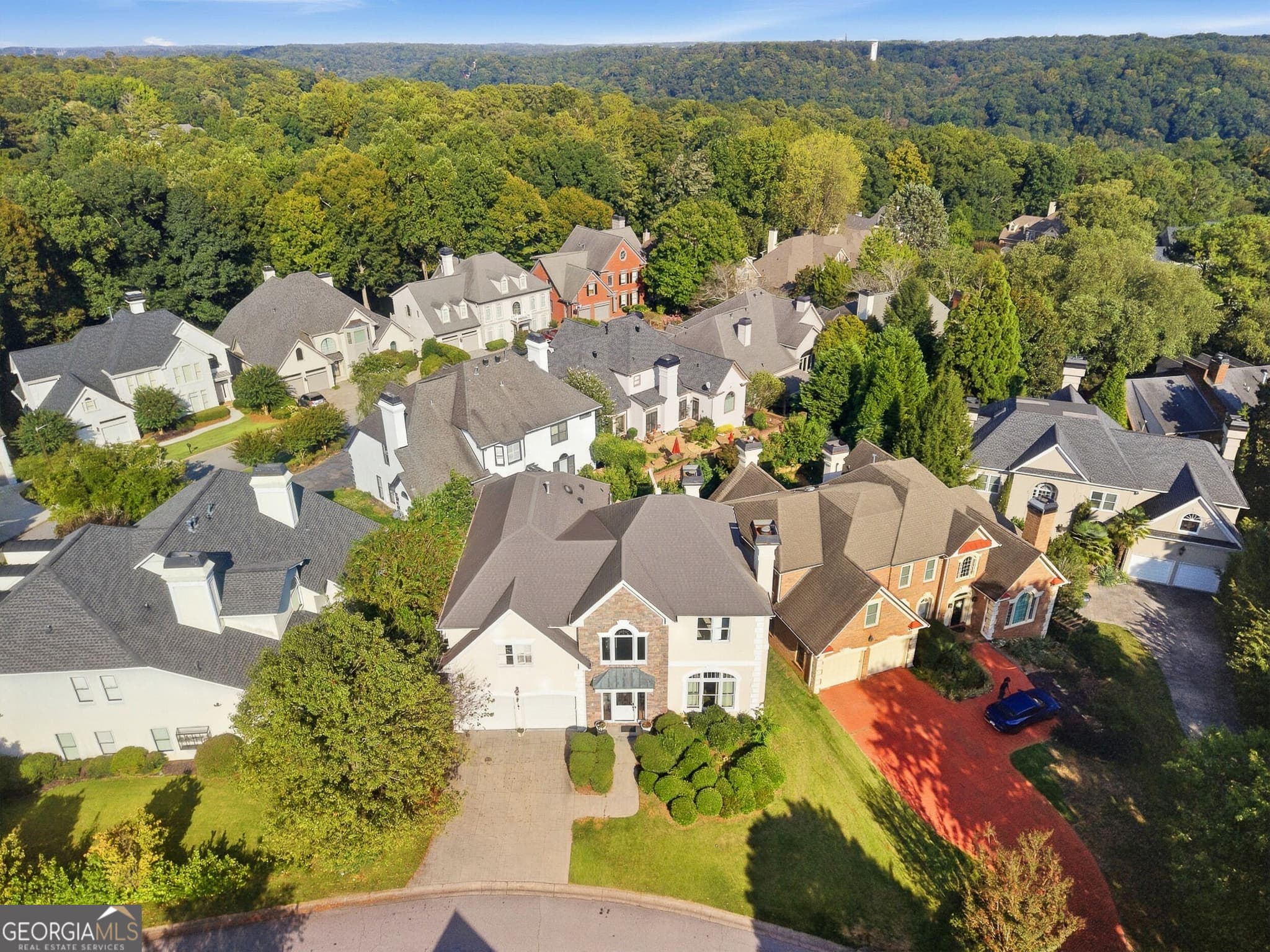 4 bedroom, 4.5 bathroom, 5,965 sq ft single family residence for sale at 4479 Chattahoochee Plantation Drive, Marietta, GA 30067 — photo 4