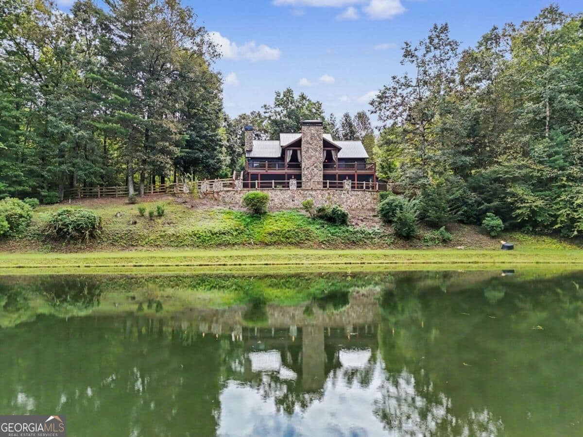4 bedroom, 2.5 bathroom, 3,456 sq ft single family residence for sale at 3469 Tails Creek Church Road, Ellijay, GA 30540 — photo 6