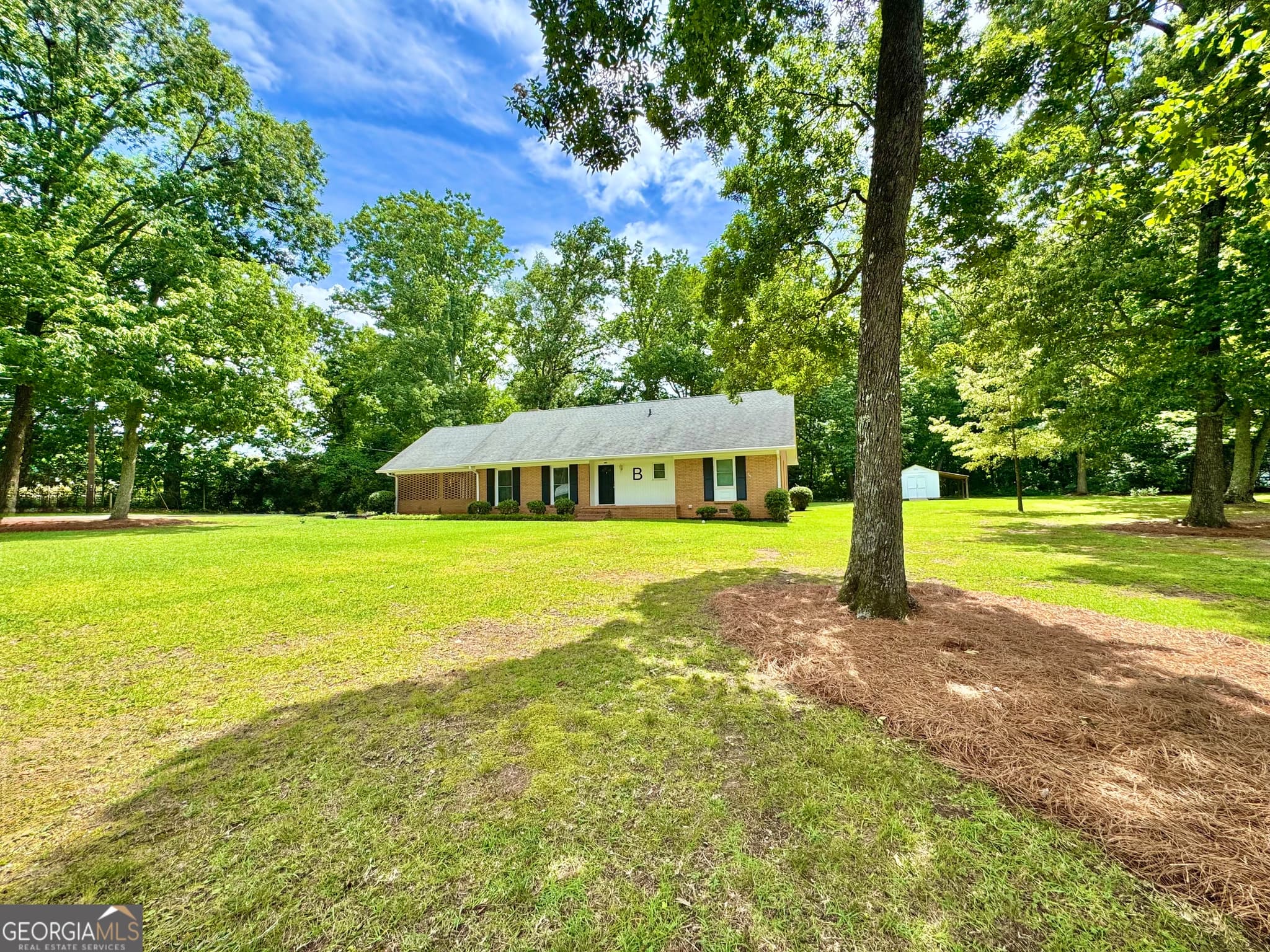 2 bedroom, 2 bathroom, 1,584 sq ft single family residence for sale at 758 S Cherokee Road, Social Circle, GA 30025 — photo 3