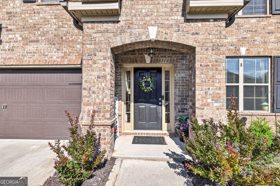 4 bedroom, 3.5 bathroom, 3,136 sq ft single family residence for sale at 1273 Wesleyan Place, Braselton, GA 30517 — photo 3
