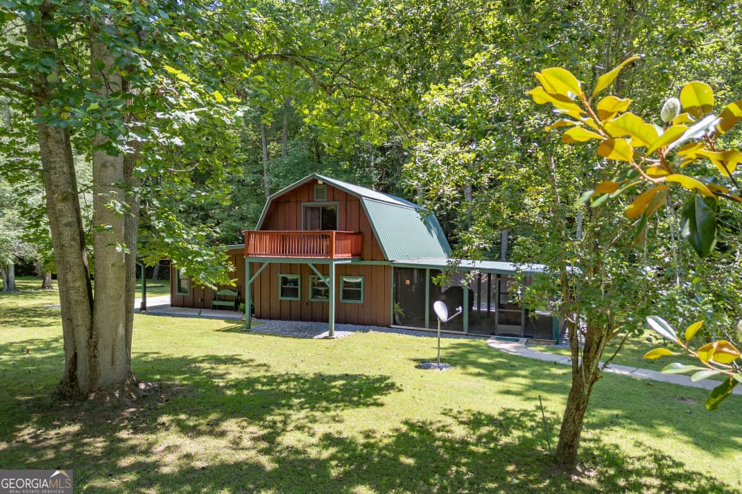 2 bedroom, 2 bathroom, 1,983 sq ft cabin,single family residence for sale at 170 Dogpatch Lane, Blue Ridge, GA 30513