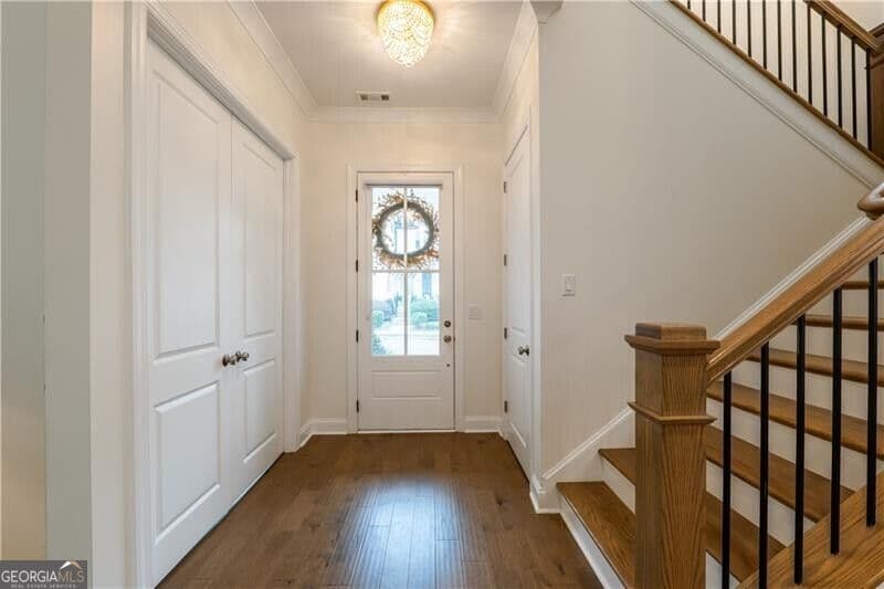 3 bedroom, 2.5 bathroom, 2,774 sq ft single family residence for sale at 707 Hickory Hollow Walk, Canton, GA 30115 — photo 4