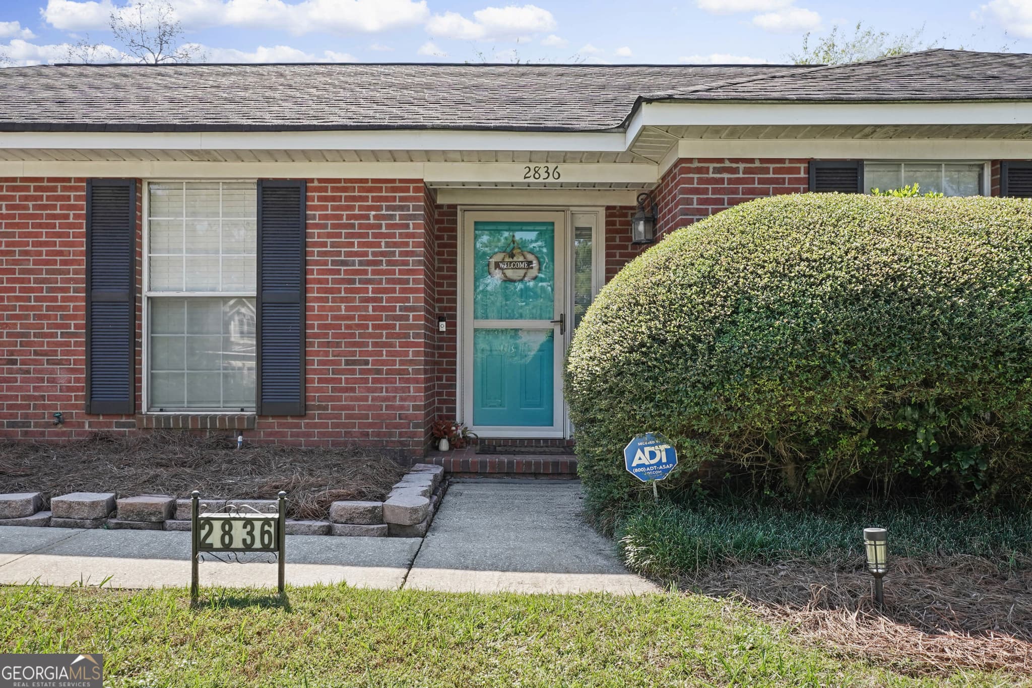 3 bedroom, 2 bathroom, 1,559 sq ft single family residence for sale at 2836 Stonewater Drive, Albany, GA 31721 — photo 6