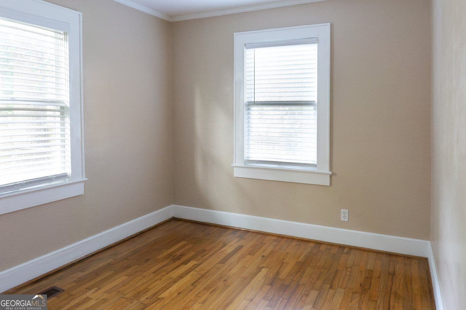 3 bedroom, 2 bathroom, 1,244 sq ft single family residence for sale at 611 Briarwood Circle, Rome, GA 30165 — photo 8