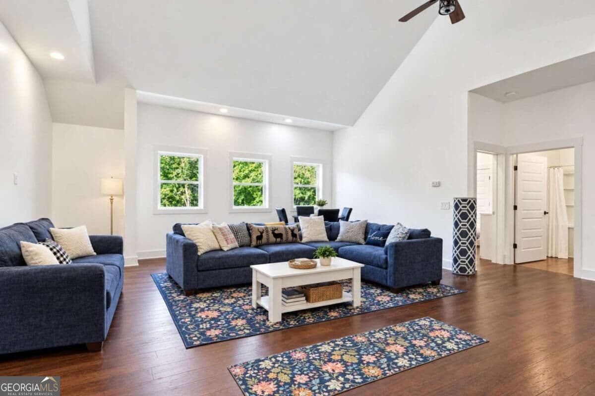 2 bedroom, 2.5 bathroom, 2,476 sq ft single family residence for sale at 300 Pine Drive, Dahlonega, GA 30533 — photo 8