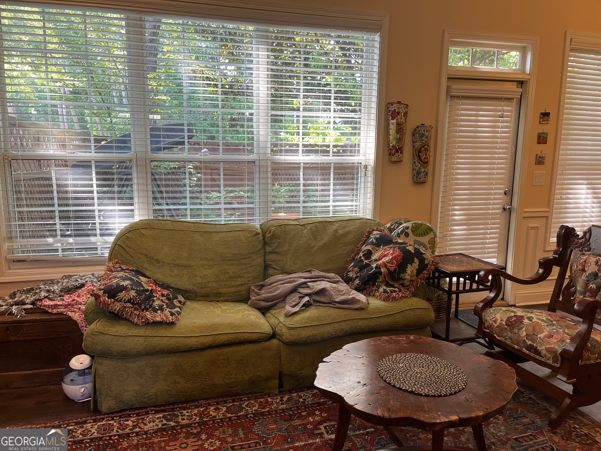 2 bedroom, 2.5 bathroom, 2,072 sq ft single family residence for sale at 3519 Henderson Reserve, Atlanta, GA 30341 — photo 4