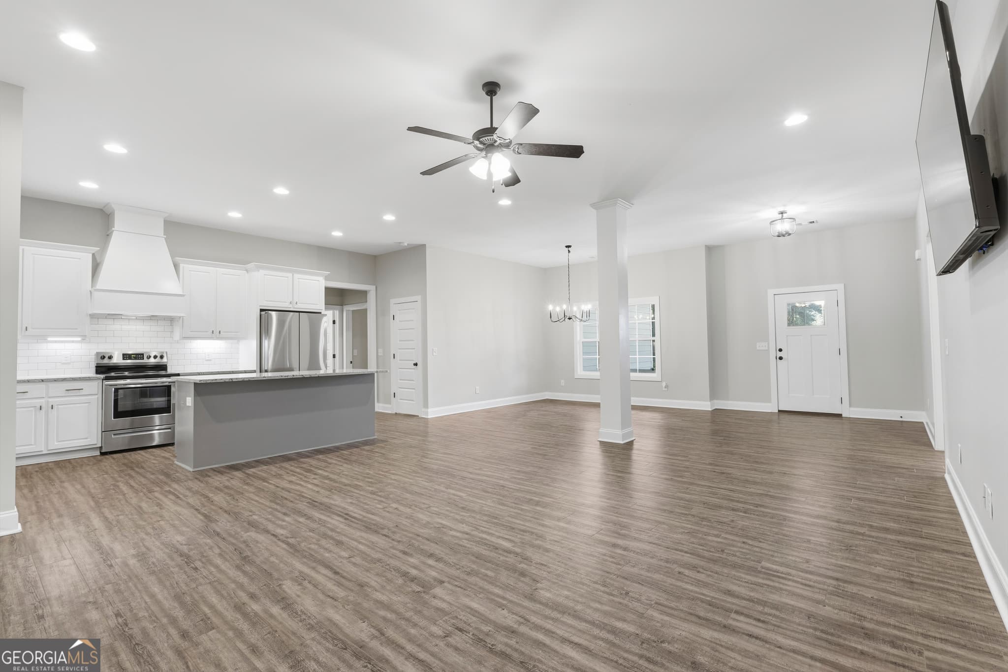 4 bedroom, 2.5 bathroom, 2,548 sq ft single family residence under contract at 122 Lee Road 2121, Salem, AL 36874 — photo 9