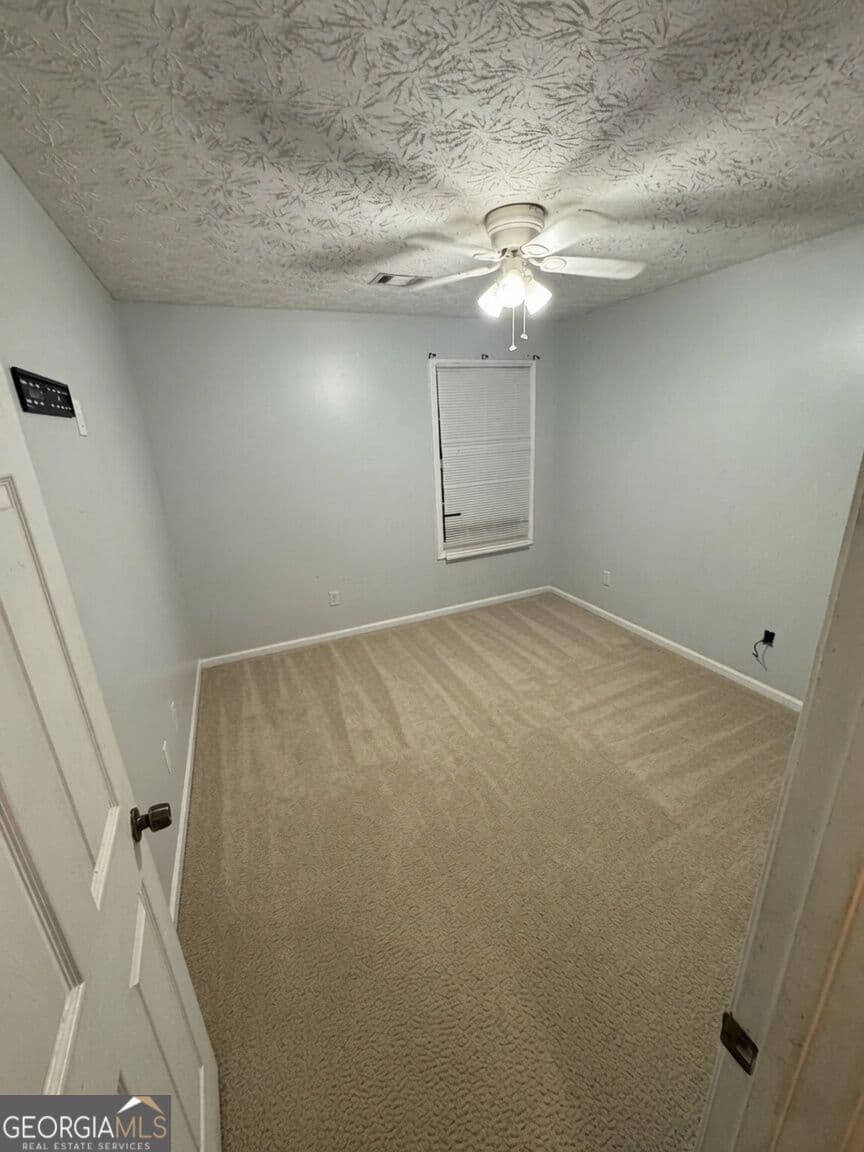 4 bedroom, 2 bathroom, 2,026 sq ft single family residence under contract at 526 Vista Drive, Columbus, GA 31907 — photo 7