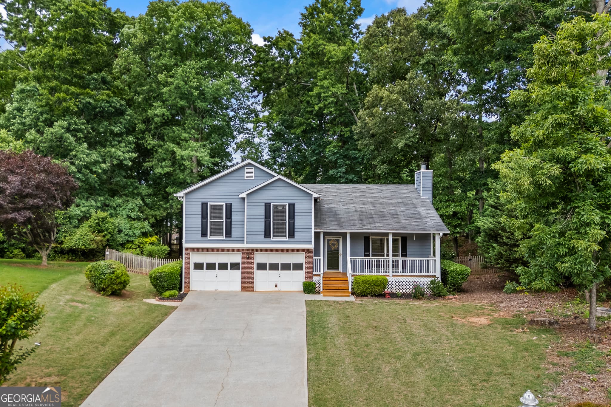 3 bedroom, 3 bathroom, 1,887 sq ft single family residence for sale at 455 Charlyne Way, Dacula, GA 30019 — photo 3